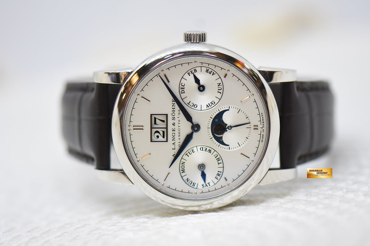 A.LANGE & SOHNE SAXONIA ANNUAL CALENDAR 38.5mm WHITE GOLD OUTSIZED DATE MOONPHASE AUTOMATIC 330.026 (MINT)