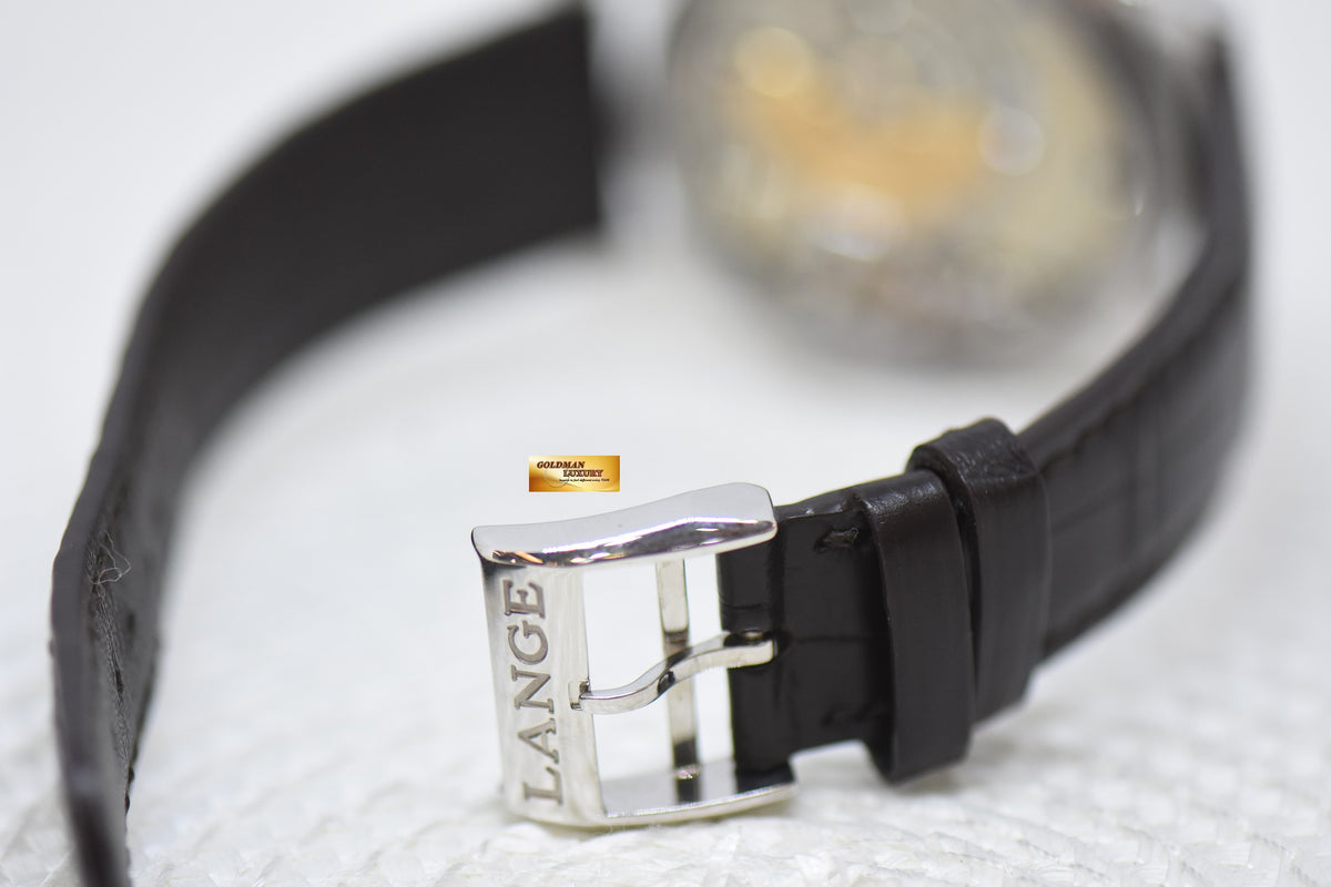 A.LANGE & SOHNE SAXONIA ANNUAL CALENDAR 38.5mm WHITE GOLD OUTSIZED DATE MOONPHASE AUTOMATIC 330.026 (MINT)