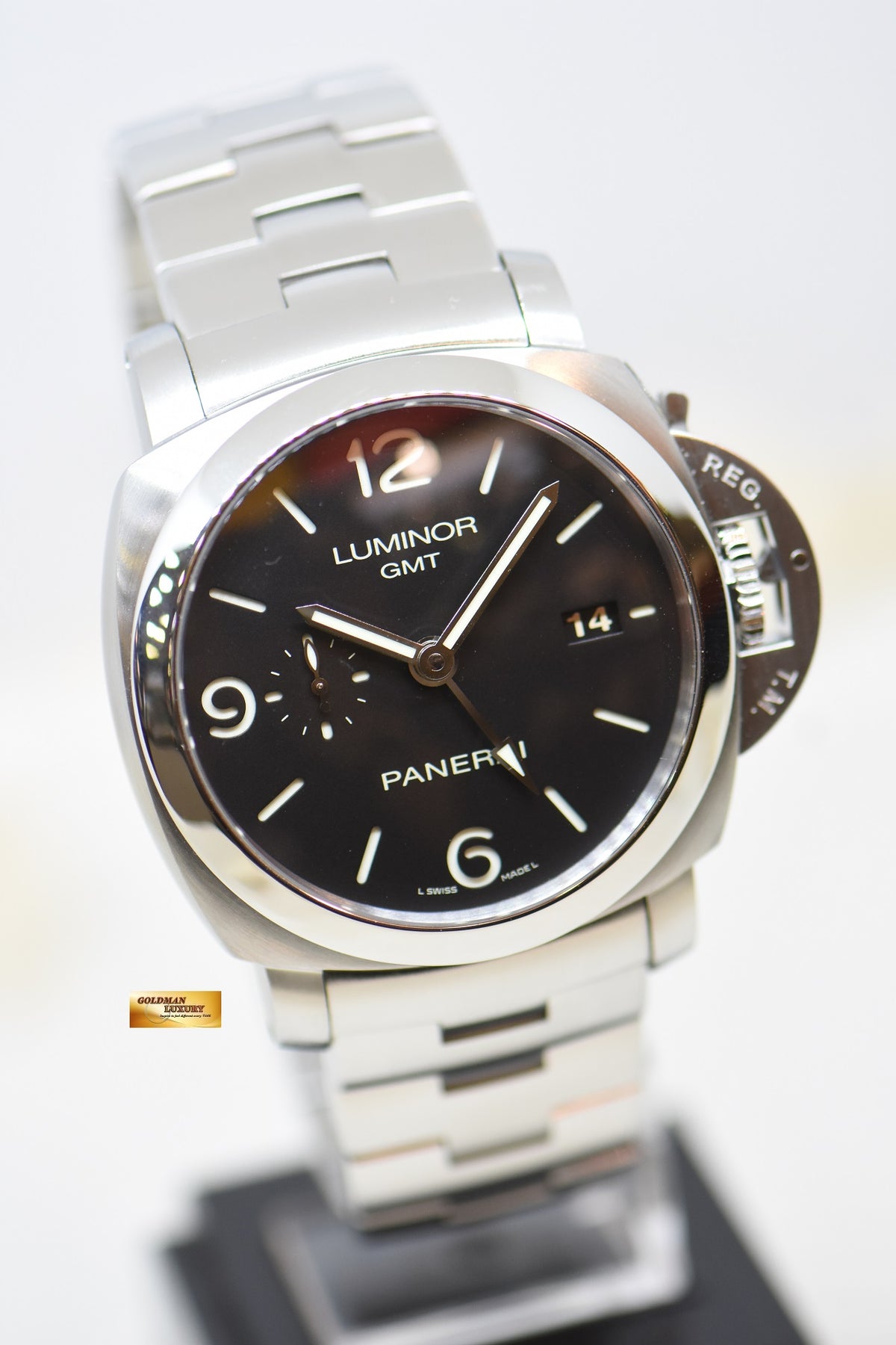 PANERAI LUMINOR 1950 GMT 44mm STEEL IN BRACELET AUTOMATIC BLACK PAM 329 (MINT)