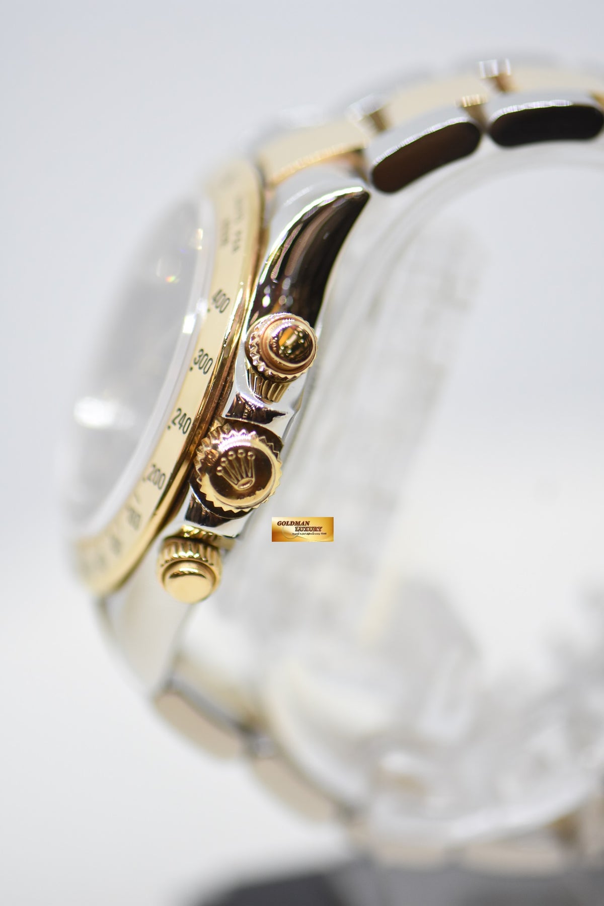 ROLEX OYSTER DAYTONA CHRONOGRAPH 40mm HALF-GOLD IN BRACELET BLACK DIAMOND DIAL 116523 (MINT)