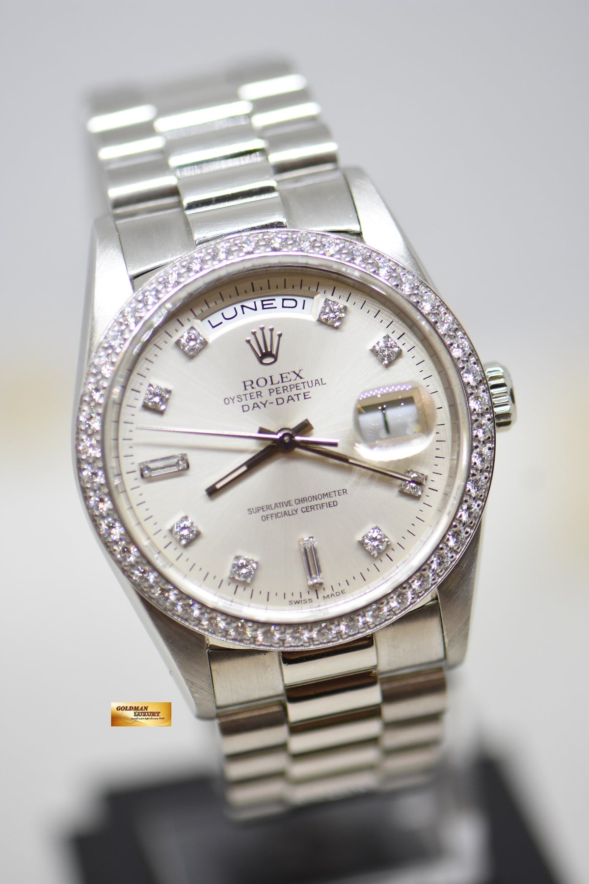 ROLEX OYSTER DAY-DATE 36mm PLATINUM IN PRESIDENT BRACELET ORIGINAL DIAMOND BEZEL & DIAMOND DIAL (DOUBLE QUICK-SET DATE) 18346 (MINT)
