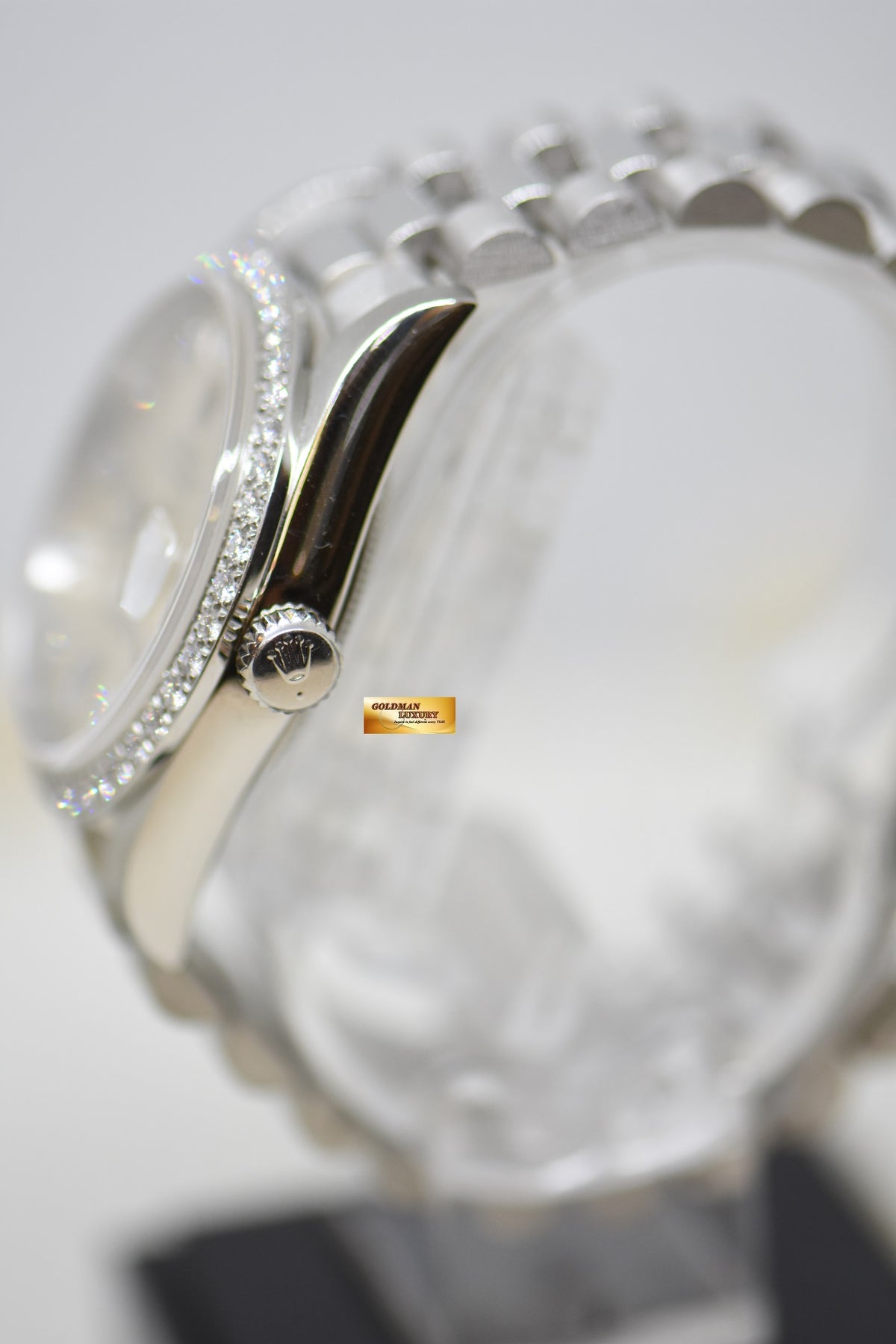 ROLEX OYSTER DAY-DATE 36mm PLATINUM IN PRESIDENT BRACELET ORIGINAL DIAMOND BEZEL & DIAMOND DIAL (DOUBLE QUICK-SET DATE) 18346 (MINT)