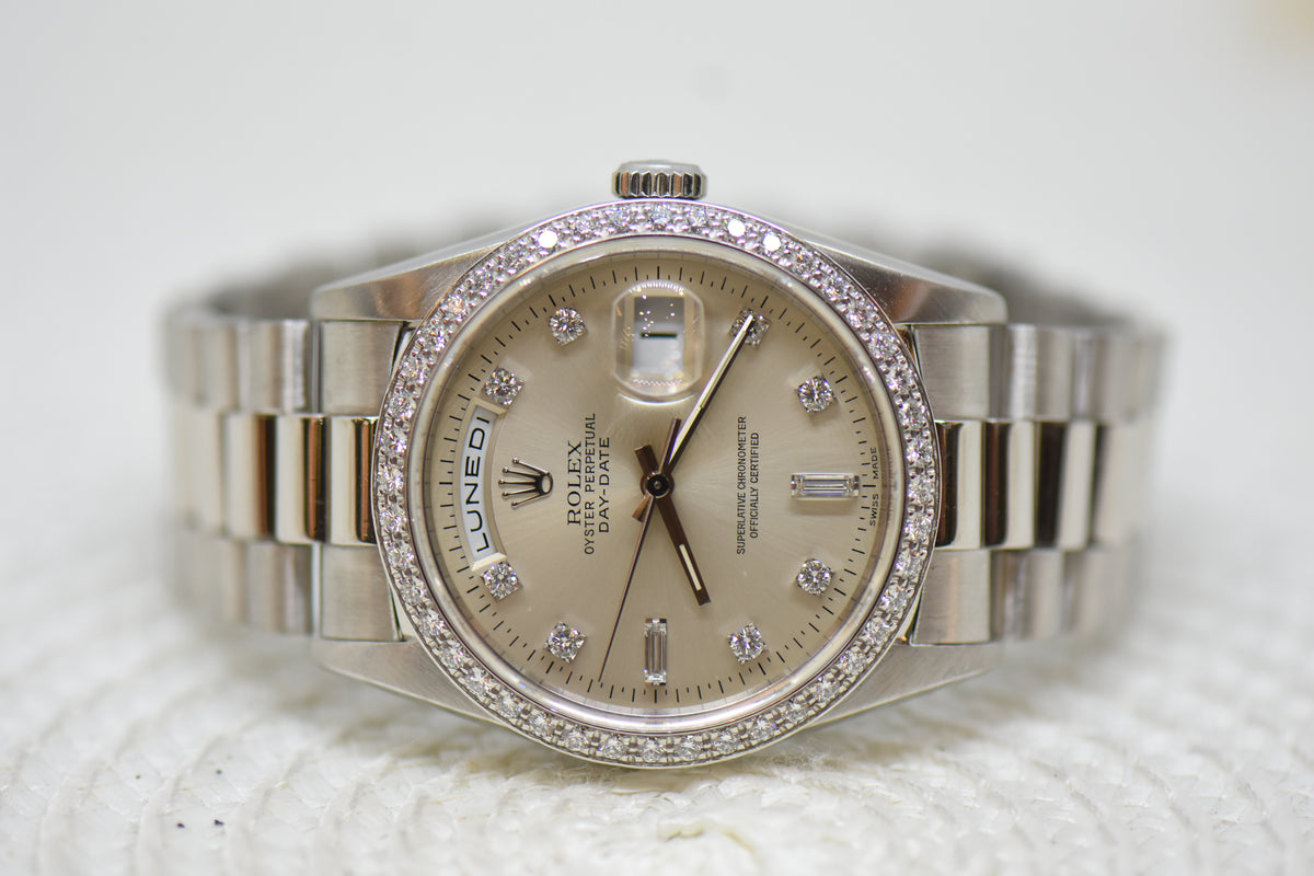 ROLEX OYSTER DAY-DATE 36mm PLATINUM IN PRESIDENT BRACELET ORIGINAL DIAMOND BEZEL & DIAMOND DIAL (DOUBLE QUICK-SET DATE) 18346 (MINT)