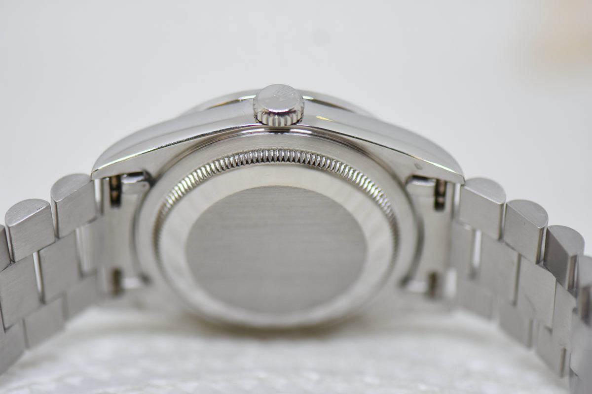 ROLEX OYSTER DAY-DATE 36mm PLATINUM IN PRESIDENT BRACELET ORIGINAL DIAMOND BEZEL & DIAMOND DIAL (DOUBLE QUICK-SET DATE) 18346 (MINT)