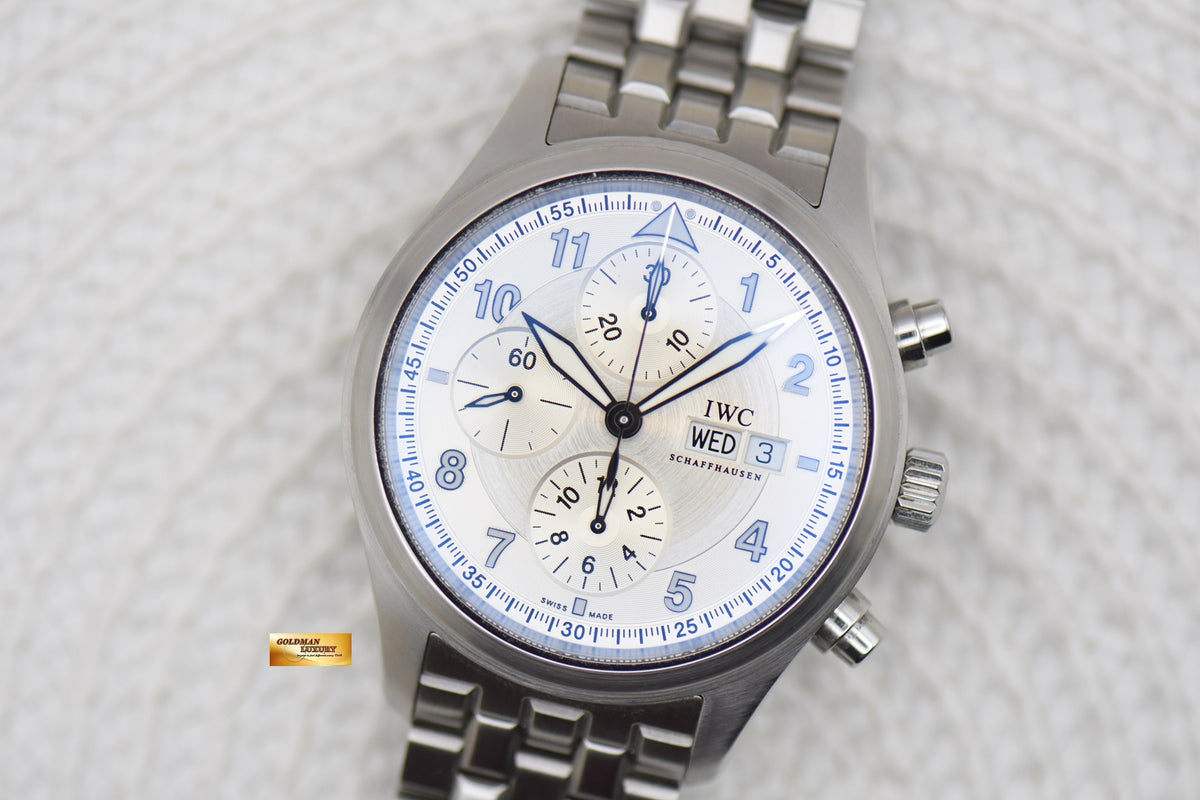 IWC PILOT SPITFIRE CHRONOGRAPH 42mm STEEL IN BRACELET AUTOMATIC SILVER DIAL IW3717-05 (MINT)