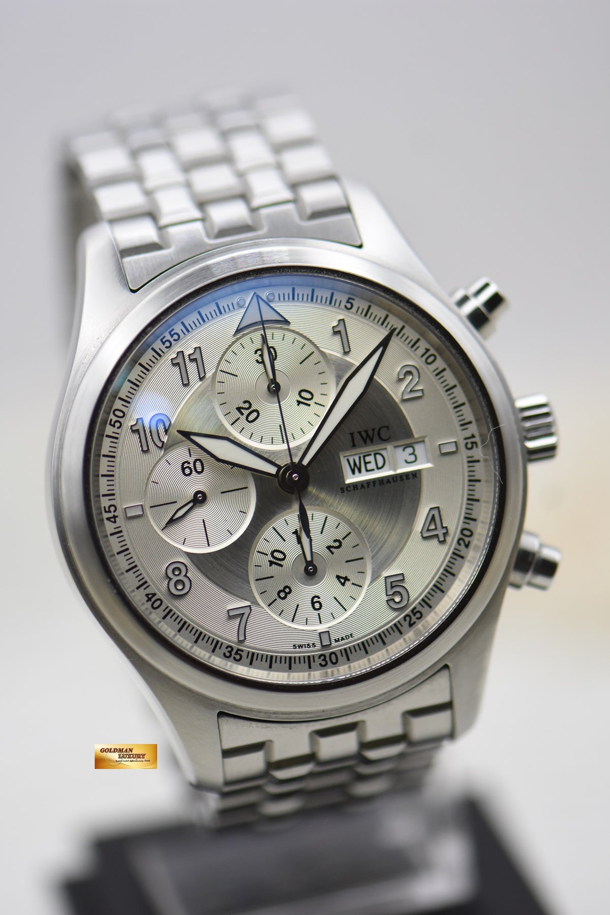 IWC PILOT SPITFIRE CHRONOGRAPH 42mm STEEL IN BRACELET AUTOMATIC SILVER DIAL IW3717-05 (MINT)
