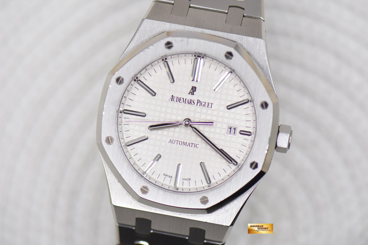 AUDEMARS PIGUET ROYAL OAK 41mm STEEL BRACELET WHITE DIAL AUTOMATIC 15400ST (UNPOLISHED)