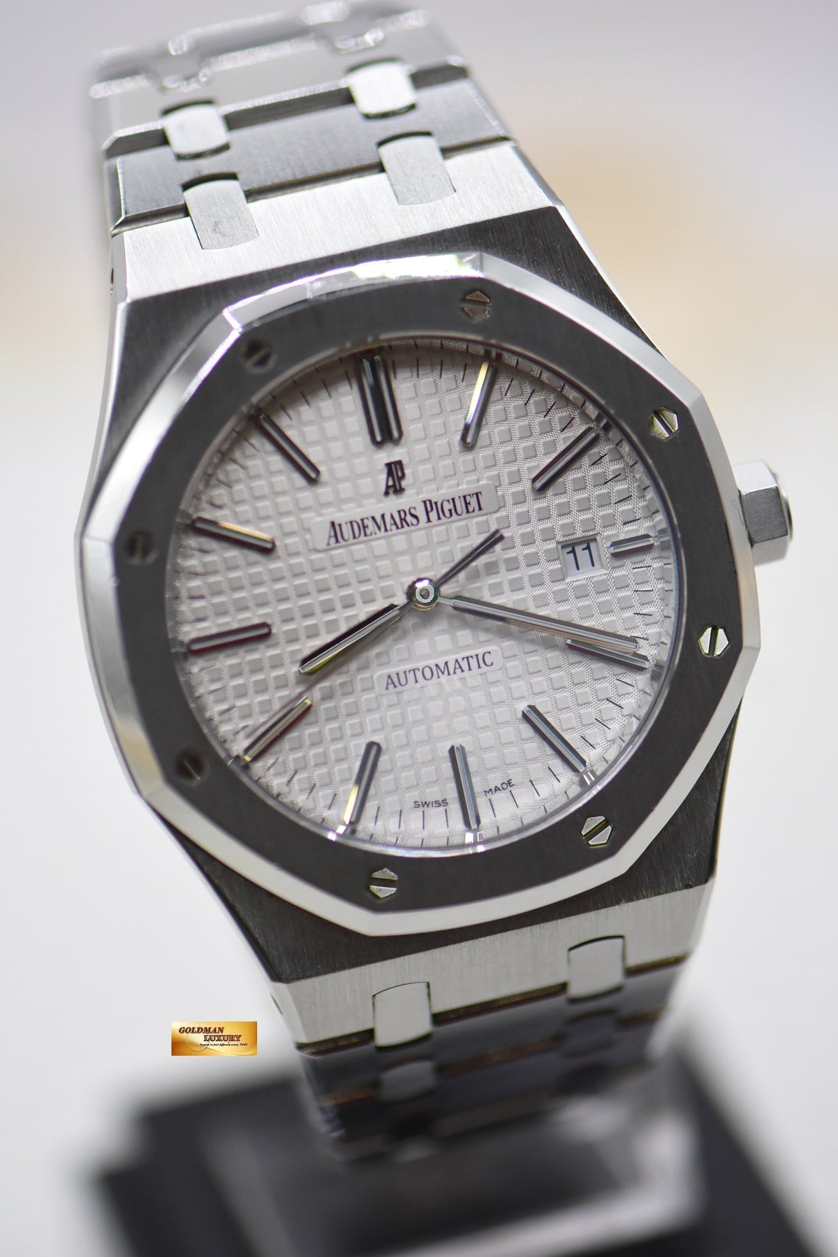 AUDEMARS PIGUET ROYAL OAK 41mm STEEL BRACELET WHITE DIAL AUTOMATIC 15400ST (UNPOLISHED)