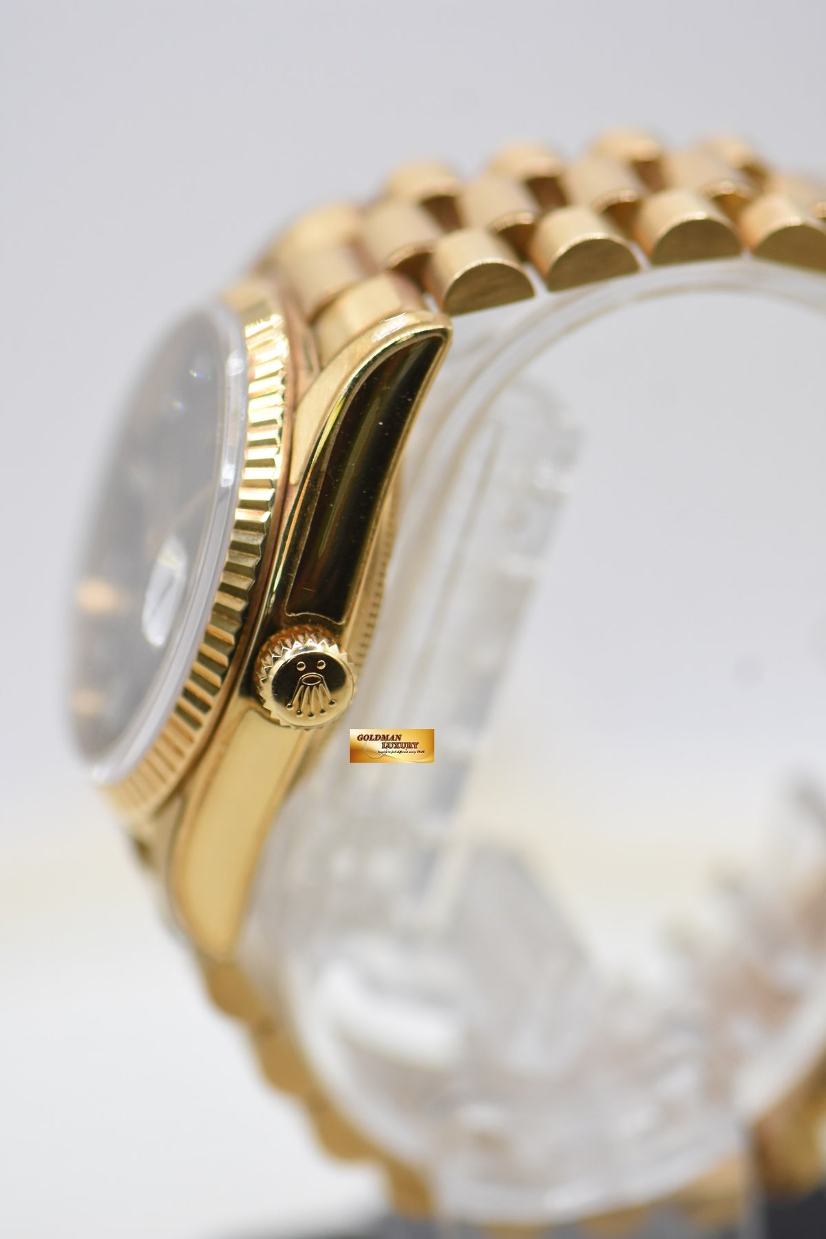 ROLEX OYSTER PERPETUAL DAY-DATE 36mm PRESIDENT 18K YELLOW GOLD ORIGINAL BROWN-HUE DIAMOND DIAL IN ORIGINAL PRESIDENT BRACELET 18038 (MINT)