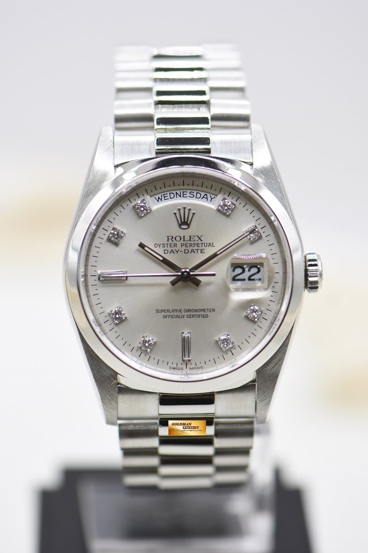 ROLEX OYSTER PERPETUAL DAY-DATE 36mm PRESIDENT PLATINUM ORIGINAL DIAMOND DIAL IN ORIGINAL PRESIDENT BRACELET 18206 (MINT)