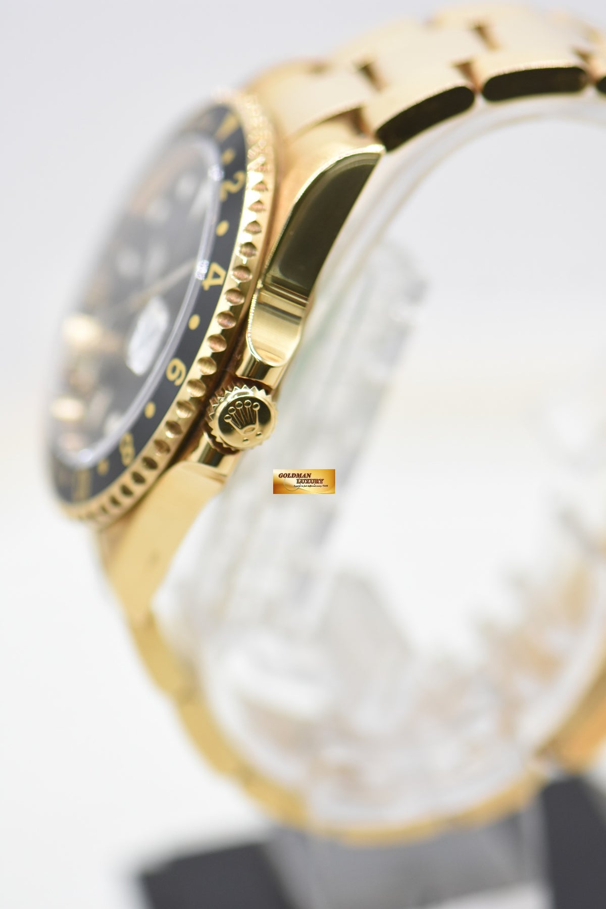 ROLEX OYSTER GMT-MASTER II 40mm YELLOW GOLD IN OYSTER BRACELET BLACK DIAL 16718 (UNPOLISHED-MINT)