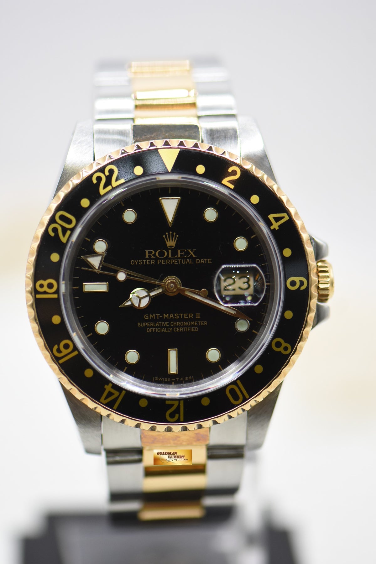 ROLEX OYSTER PERPETUAL GMT-MASTER 40mm HALF-GOLD OYSTER IN BRACELET BLACK “SWISS” DIAL 16753 (TRANSITIONAL-MODEL) (MINT)