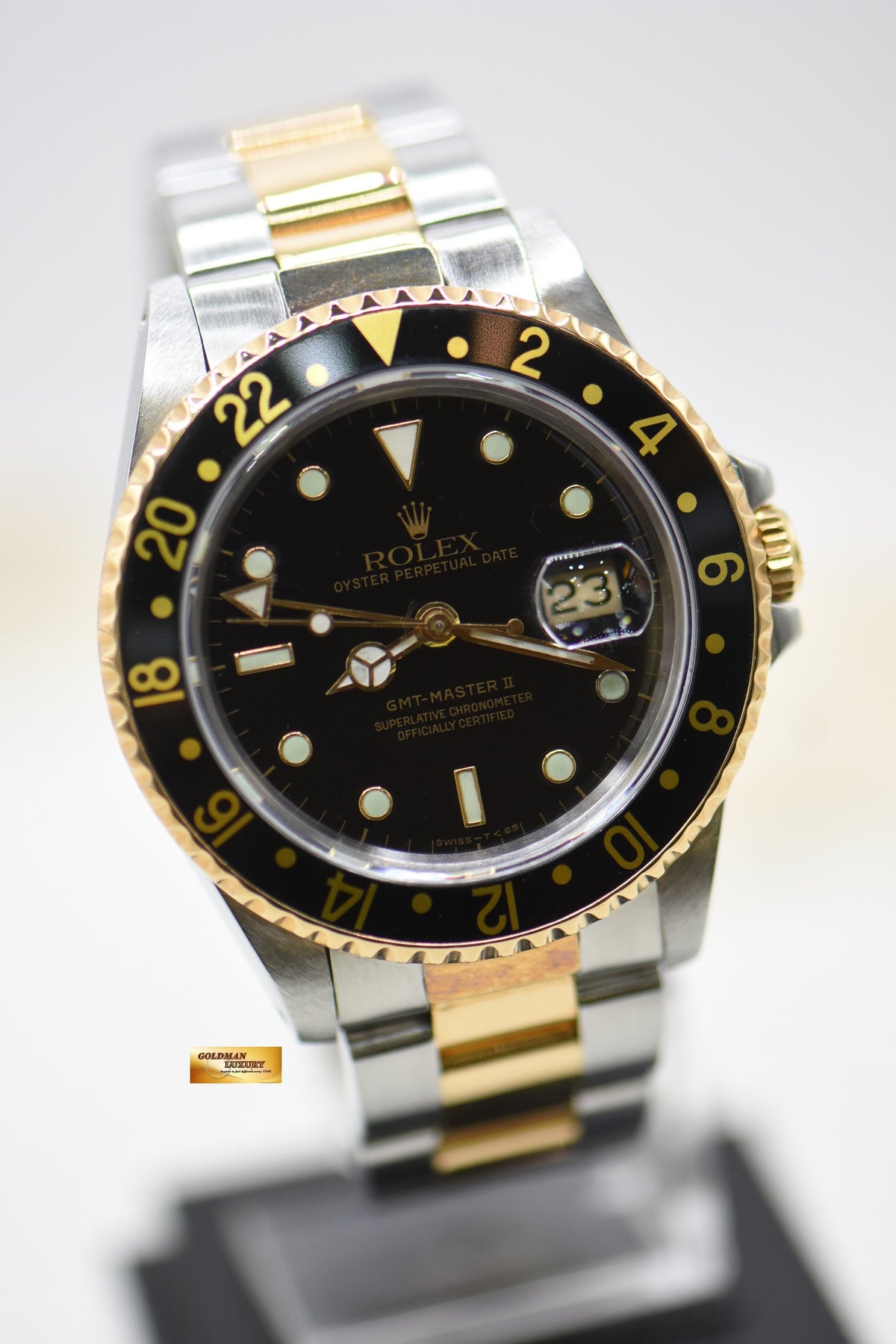 ROLEX OYSTER PERPETUAL GMT-MASTER 40mm HALF-GOLD OYSTER IN BRACELET BLACK “SWISS” DIAL 16753 (TRANSITIONAL-MODEL) (MINT)