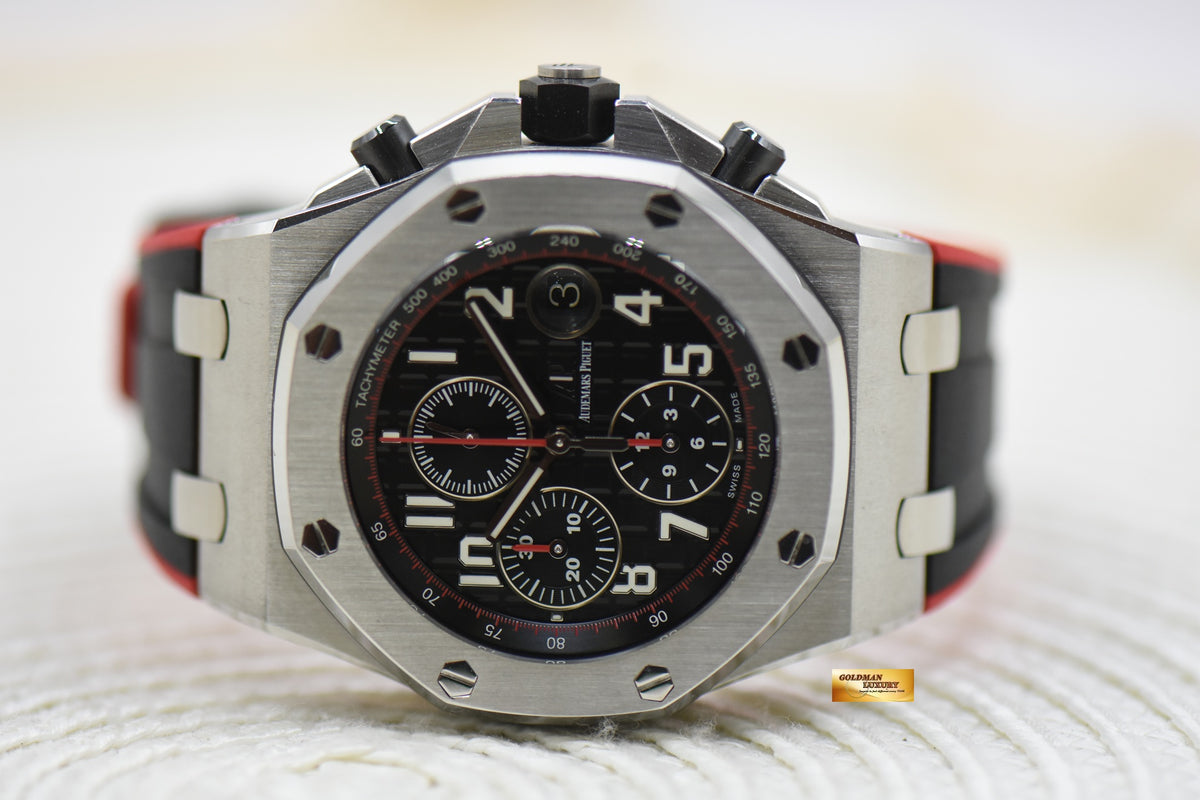 AUDEMARS PIGUET ROYAL OAK OFFSHORE CHRONOGRAPH 42mm “VAMPIRE” STEEL IN RUBBER STRAP BLACK DIAL AUTOMATIC 26470ST (UNPOLISHED-MINT)