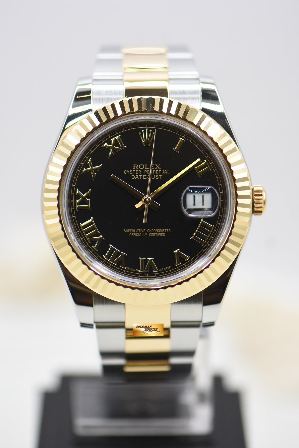 ROLEX OYSTER DATEJUST II 41mm GOLD / STEEL IN OYSTER BRACELET BLACK ROMAN DIAL 116333 (MINT)
