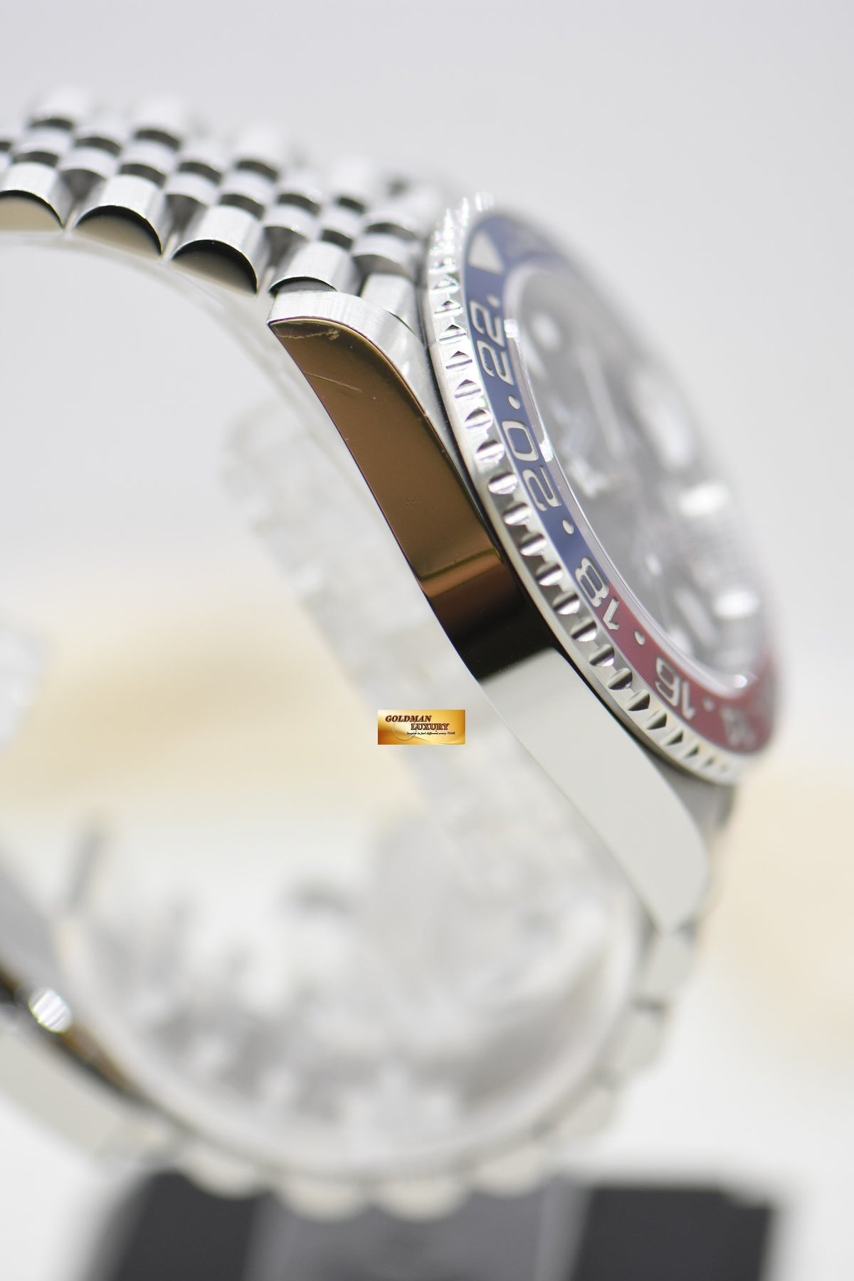 ROLEX OYSTER PERPETUAL GMT-MASTER II “PEPSI” CERAMIC RED / BLUE BEZEL JUBILEE STEEL BRACELET 126710BLRO (MINT)