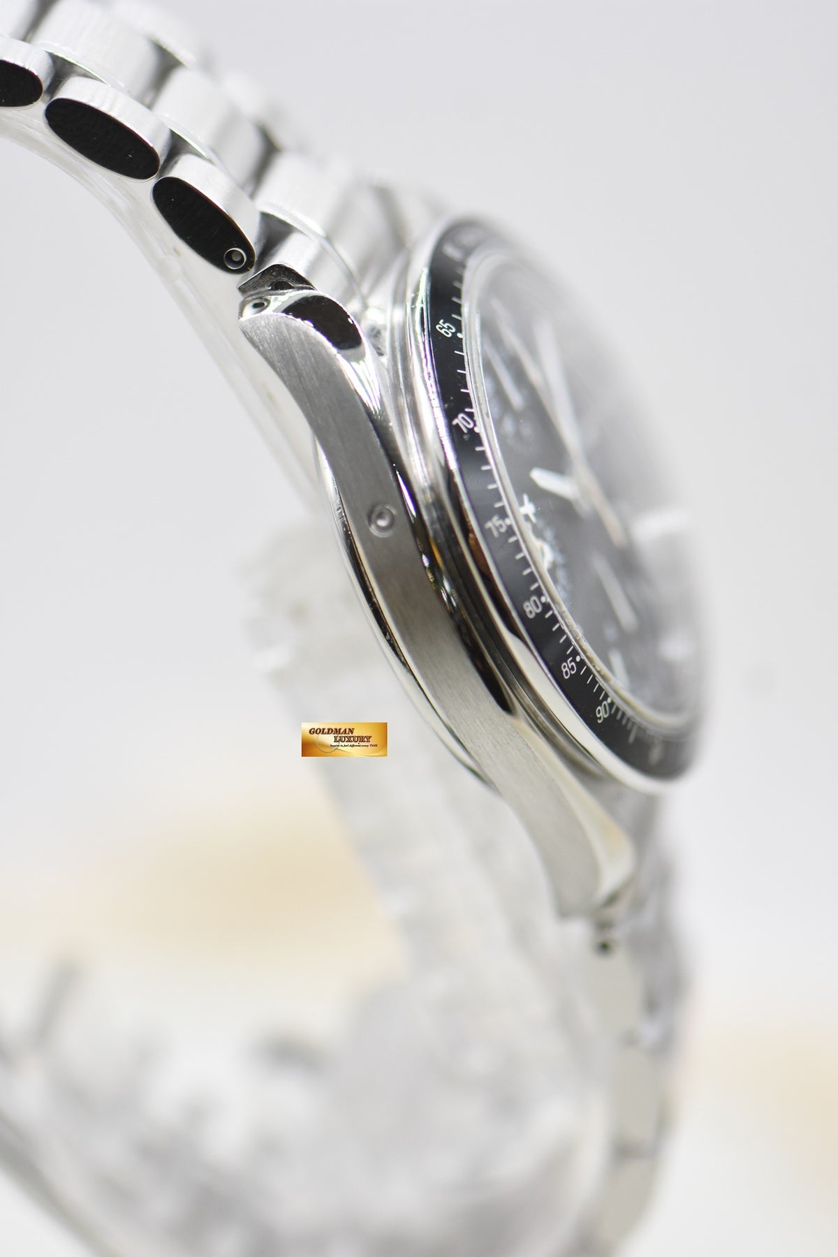OMEGA SPEEDMASTER CHRONOGRAPH TRIPLE CALENDAR 39mm STEEL BRACELET BLACK 3520.5000 (MINT)