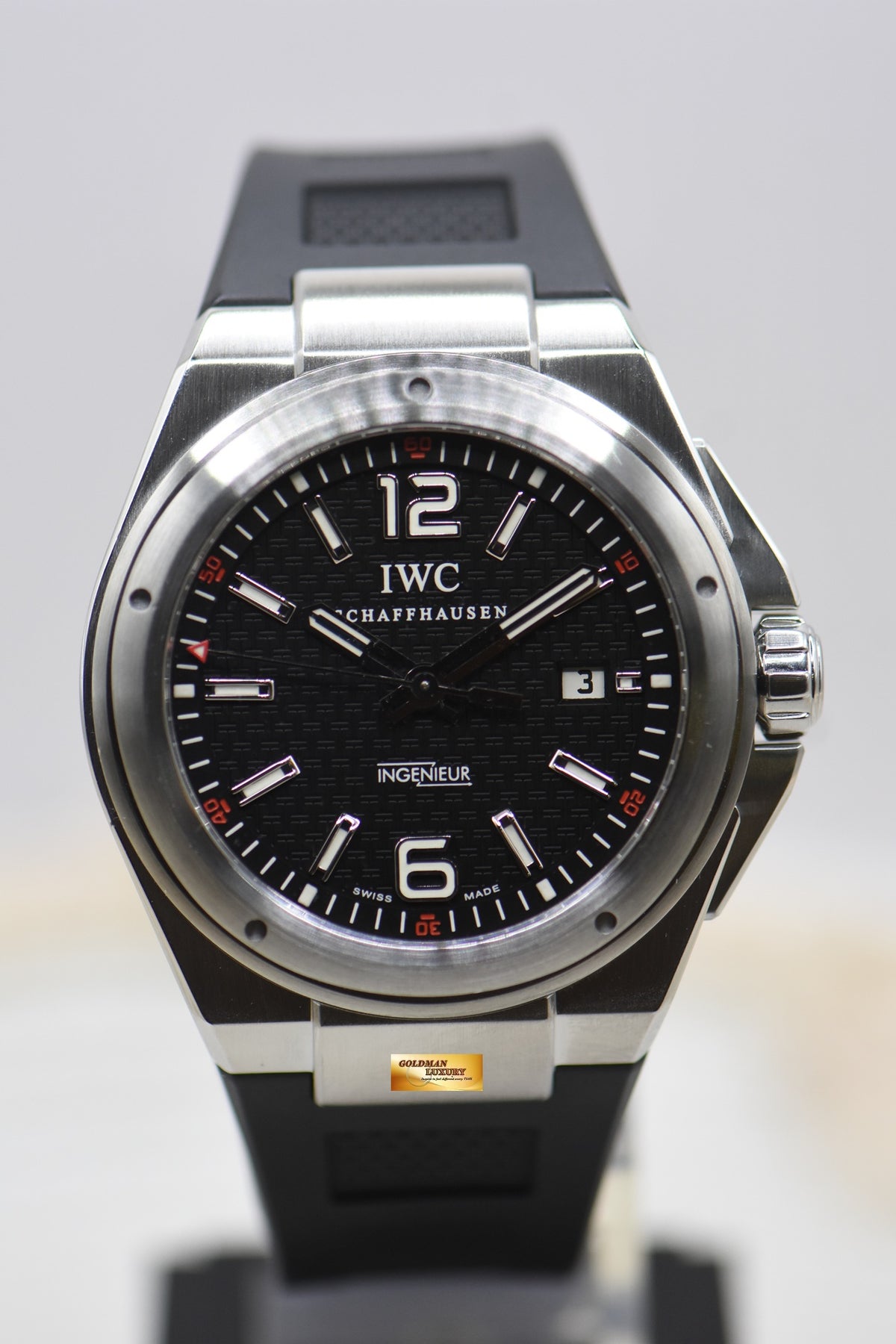 IWC INGENIEUR 46mm STEEL IN RUBBER STRAP AUTOMATIC BLACK IW3236-01 (MINT)