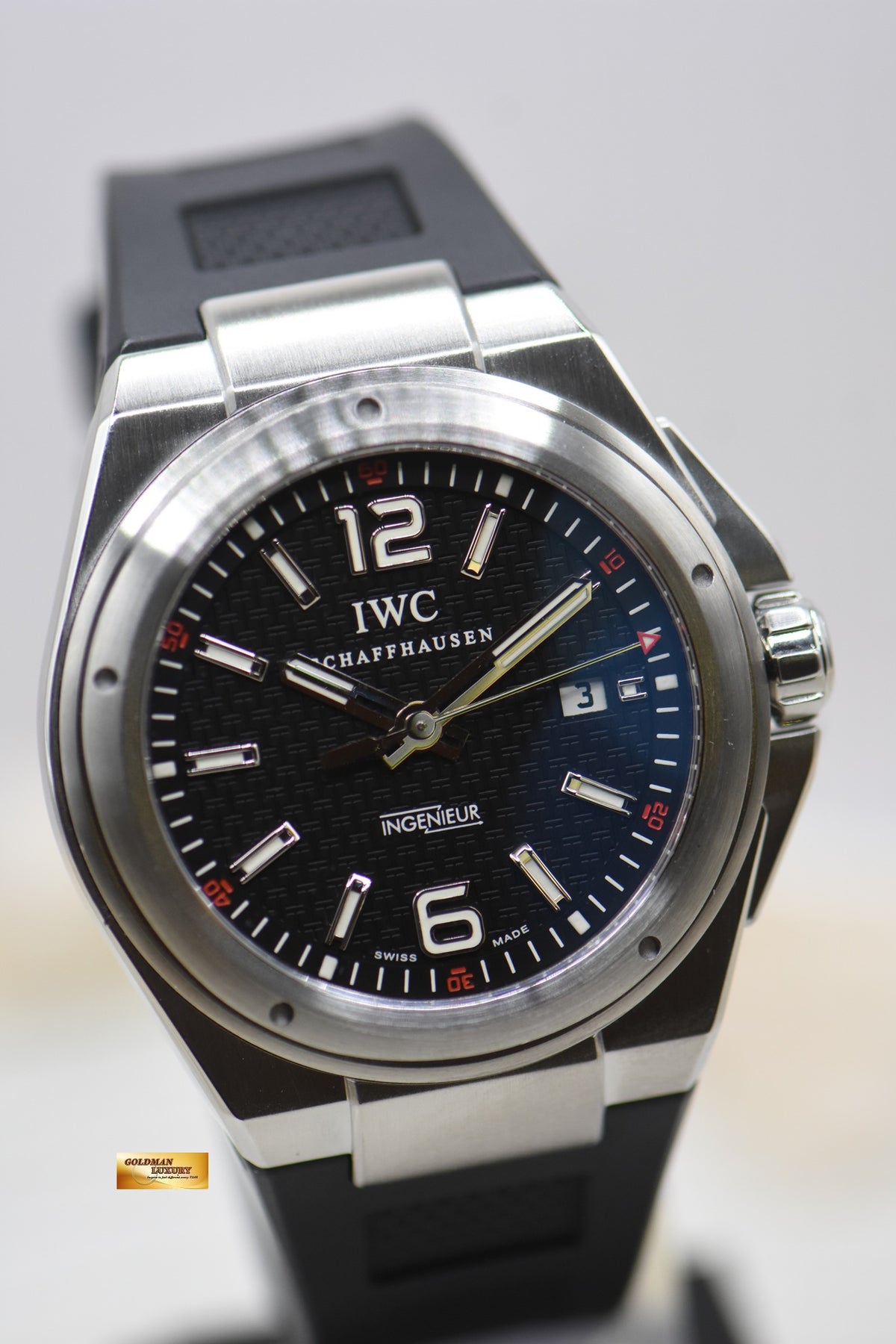 IWC INGENIEUR 46mm STEEL IN RUBBER STRAP AUTOMATIC BLACK IW3236-01 (MINT)