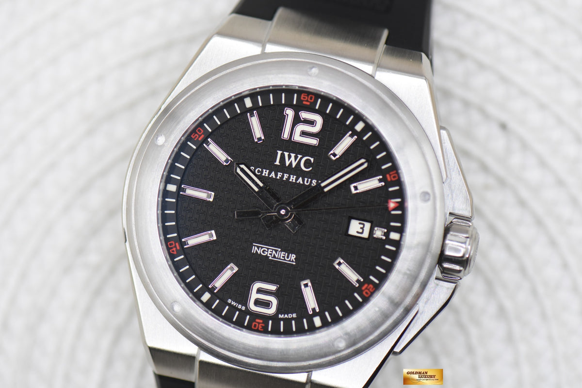 IWC INGENIEUR 46mm STEEL IN RUBBER STRAP AUTOMATIC BLACK IW3236-01 (MINT)