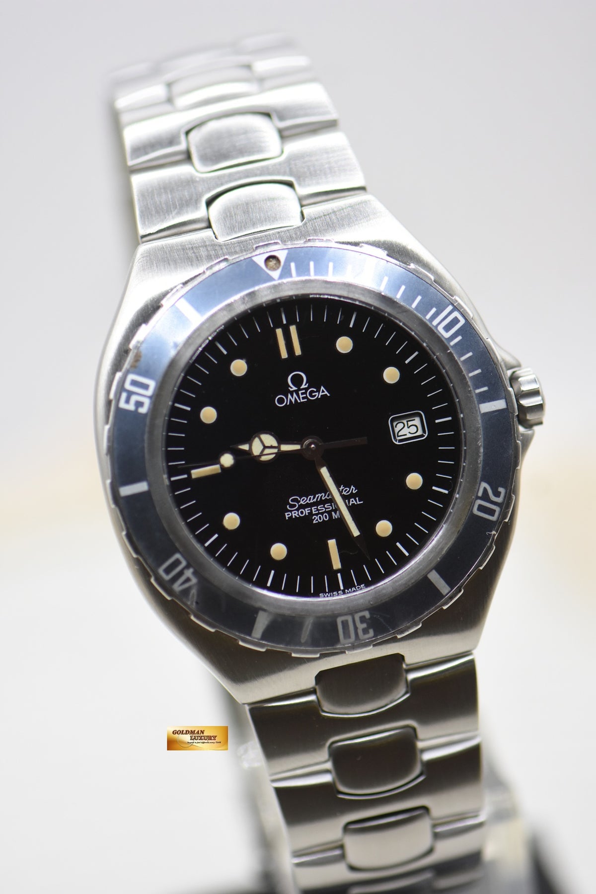 OMEGA SEAMASTER 200 “PRE-BOND” STEEL QUARTZ 394.1041 (MINT)