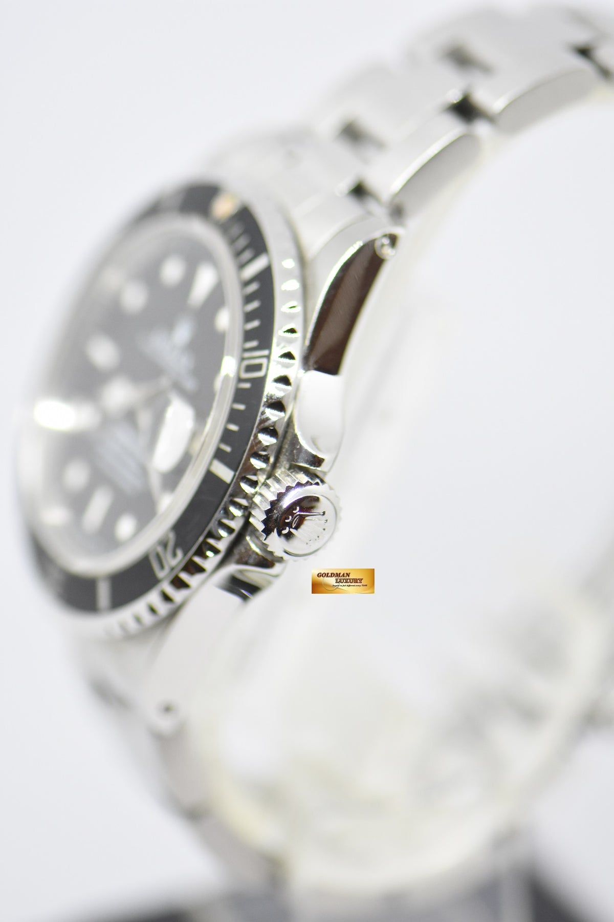 ROLEX OYSTER PERPETUAL SUBMARINER 40mm BLACK 16800 (NEO-VINTAGE)