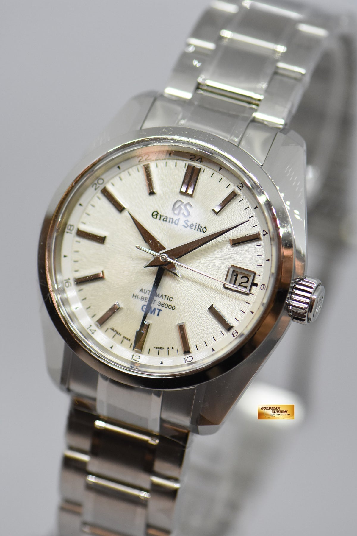 GRAND SEIKO “MT. IWATE” GMT HI-BEAT 36000 40mm STEEL IN BRACELET AUTOMATIC SBGJ201G (NEW-UNWORN)