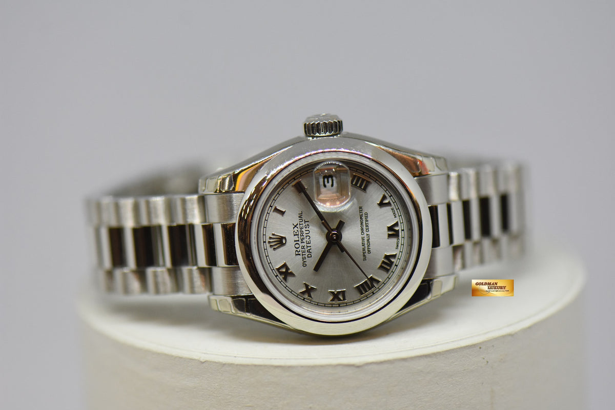 ROLEX OYSTER PERPETUAL DATEJUST LADIES 26mm PLATINUM IN BRACELET SILVER ROMAN DIAL 179166 (MINT) (STICKERS STILL INTACT)
