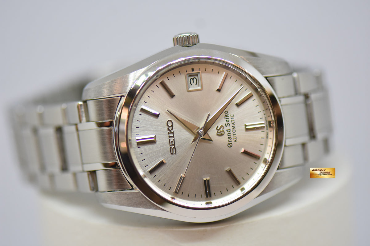 SEIKO GRAND SEIKO 37mm STEEL IN BRACELET SILVER DIAL AUTOMATIC SBGR001 (MINT)