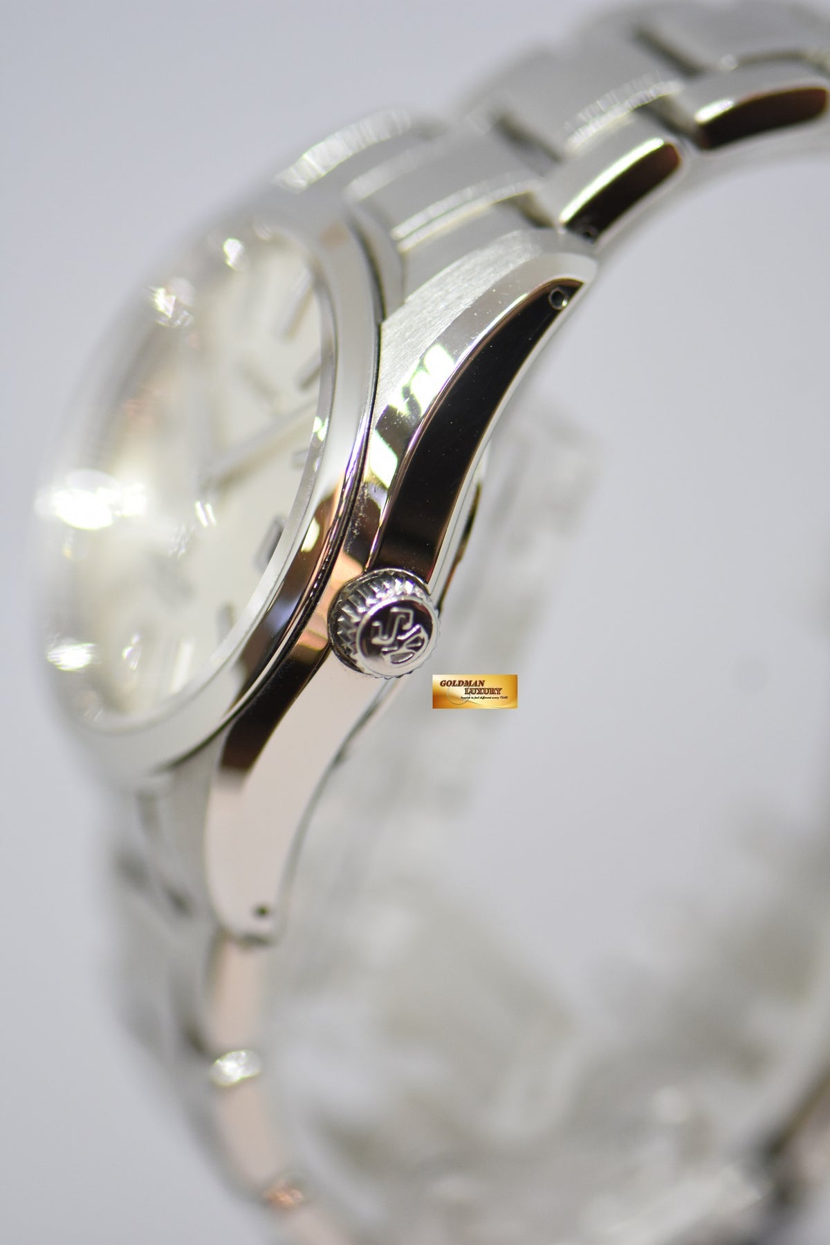 SEIKO GRAND SEIKO 37mm STEEL IN BRACELET SILVER DIAL AUTOMATIC SBGR001 (MINT)