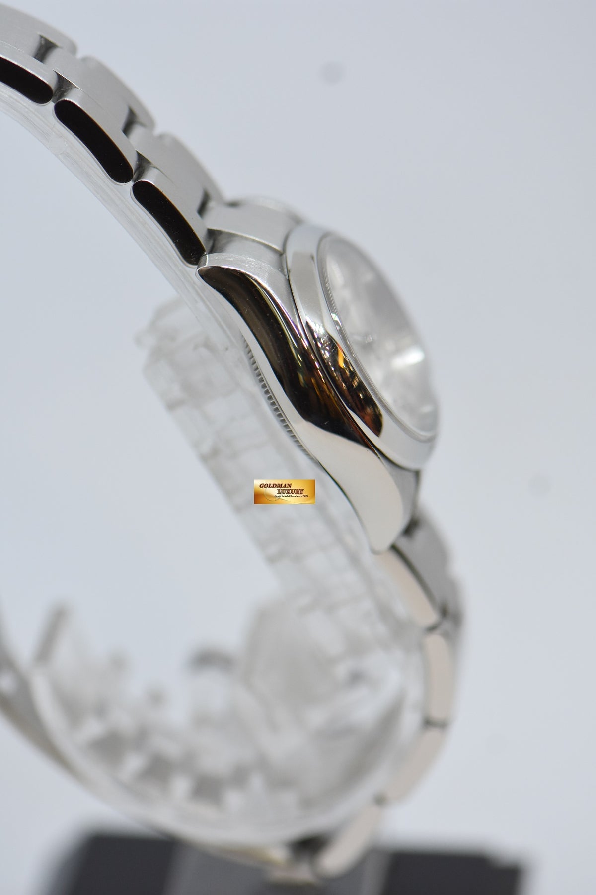 ROLEX OYSTER PERPETUAL 26mm STEEL IN OYSTER BRACELET SILVER 3,6,9 DIAL 176200 (NEAR MINT)