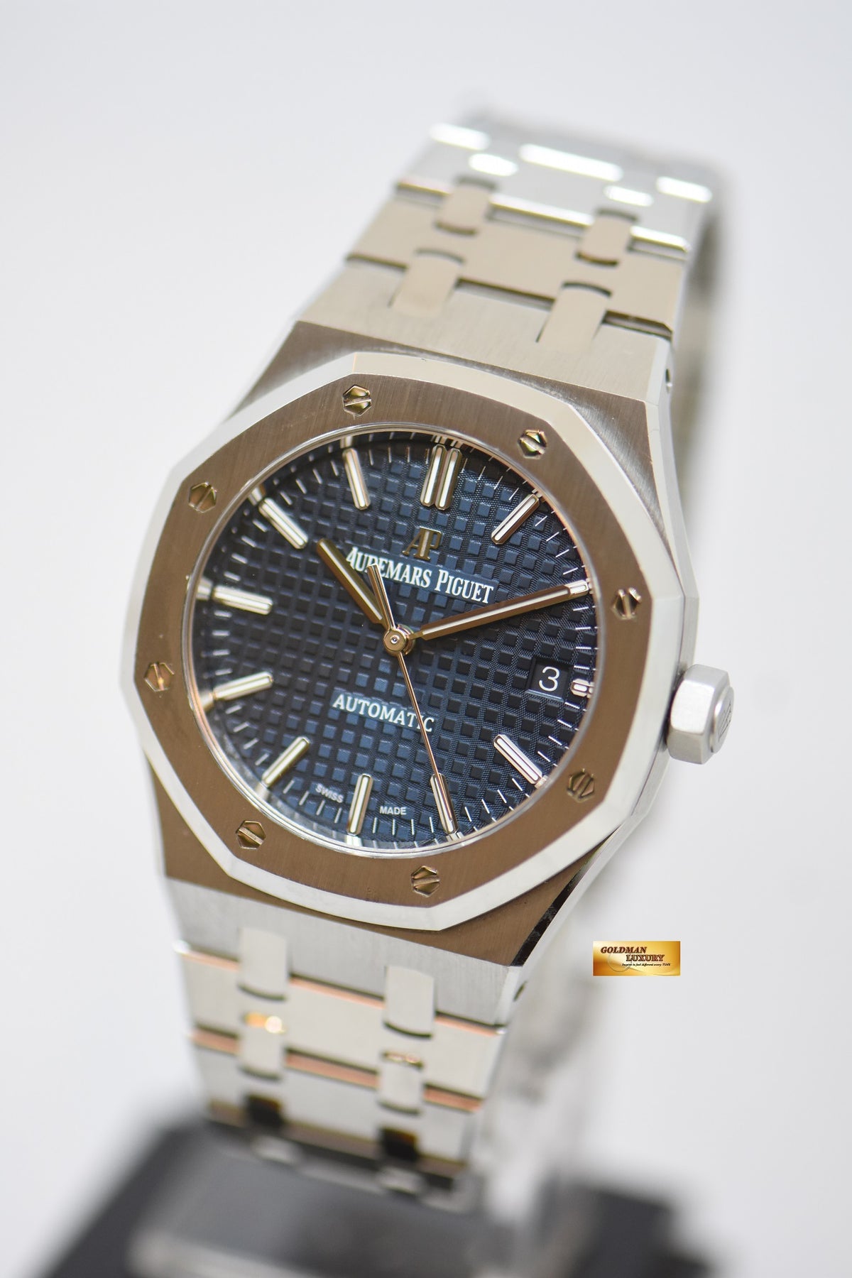 AUDEMARS PIGUET ROYAL OAK 37mm STEEL IN BRACELET BLUE DIAL AUTOMATIC 15450ST (MINT)