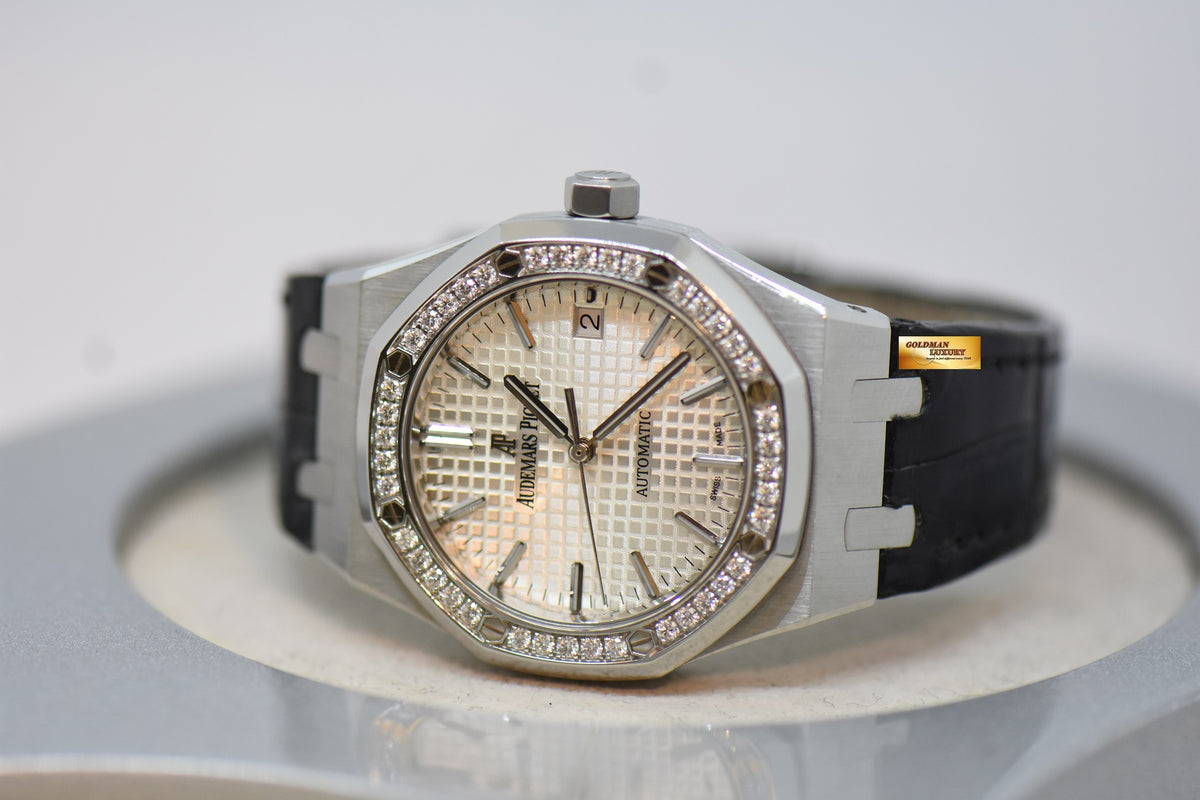 AUDEMARS PIGUET ROYAL OAK 37mm STEEL IN LEATHER STRAP SILVERED-WHITE DIAL DIAMOND BEZEL AUTOMATIC 15451ST (UNPOLISHED)