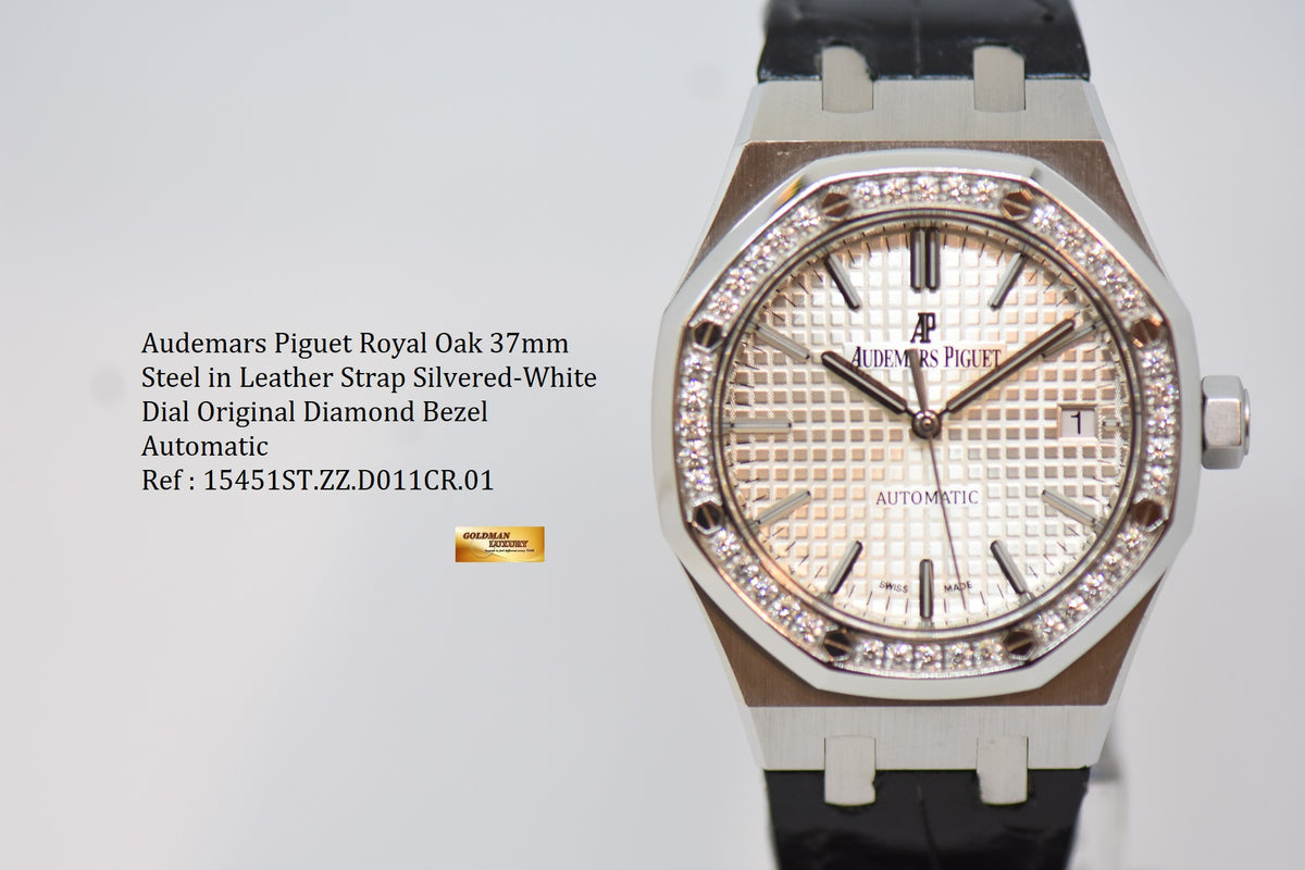 AUDEMARS PIGUET ROYAL OAK 37mm STEEL IN LEATHER STRAP SILVERED-WHITE DIAL DIAMOND BEZEL AUTOMATIC 15451ST (UNPOLISHED)