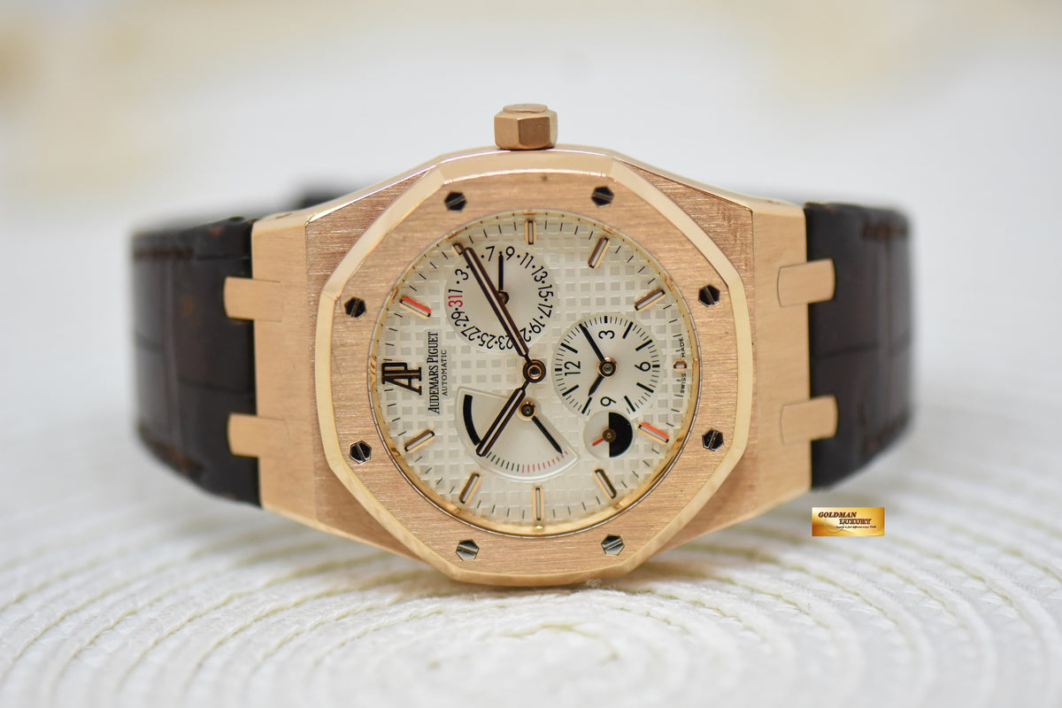 AUDEMARS PIGUET ROYAL OAK DUAL TIME POWER RESERVE 39mm ROSE GOLD IN LEATHER STRAP WHITE DIAL AUTOMATIC 26120OR (MINT)