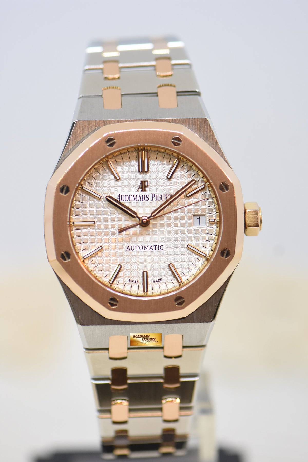 AUDEMARS PIGUET ROYAL OAK 37mm ROSE GOLD / STEEL BRACELET SILVERED WHITE DIAL AUTOMATIC 15450SR (UNPOLISHED-MINT)