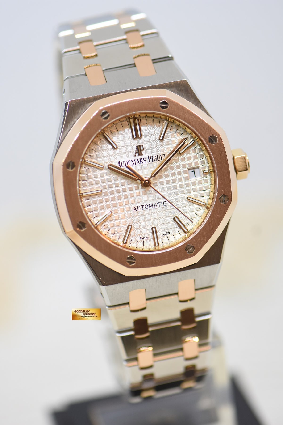 AUDEMARS PIGUET ROYAL OAK 37mm ROSE GOLD / STEEL BRACELET SILVERED WHITE DIAL AUTOMATIC 15450SR (UNPOLISHED-MINT)