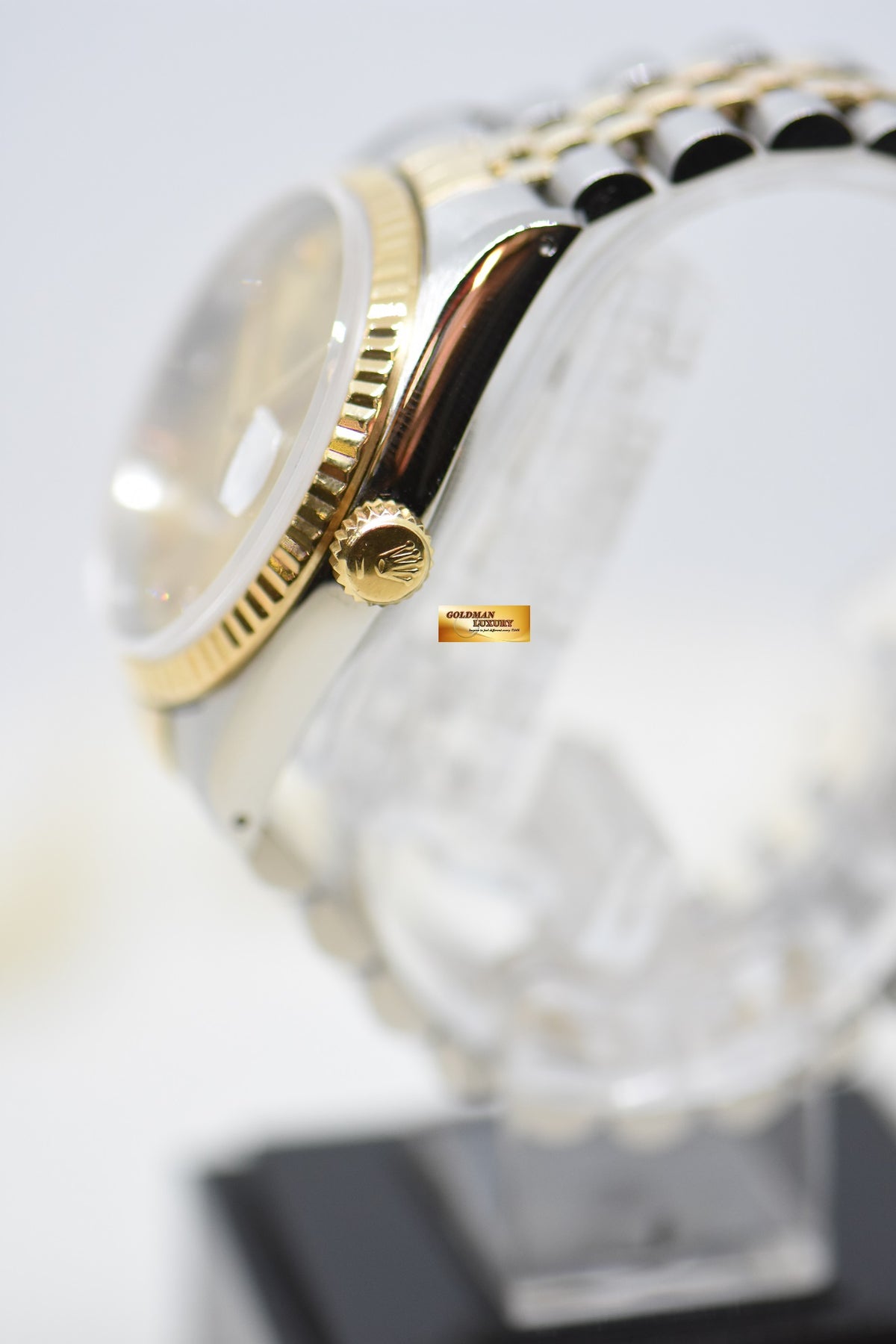 [SOLD] ROLEX OYSTER DATEJUST 36mm HALF-GOLD IN JUBILEE BRACELET DIAMOND GOLD DIAL 16233 (MINT)