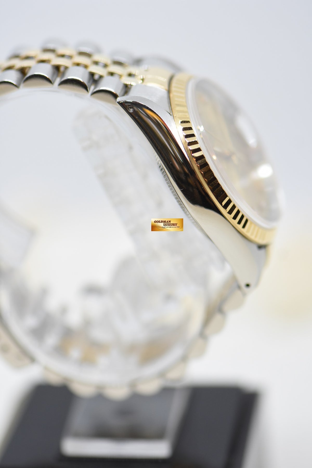 [SOLD] ROLEX OYSTER DATEJUST 36mm HALF-GOLD IN JUBILEE BRACELET DIAMOND GOLD DIAL 16233 (MINT)