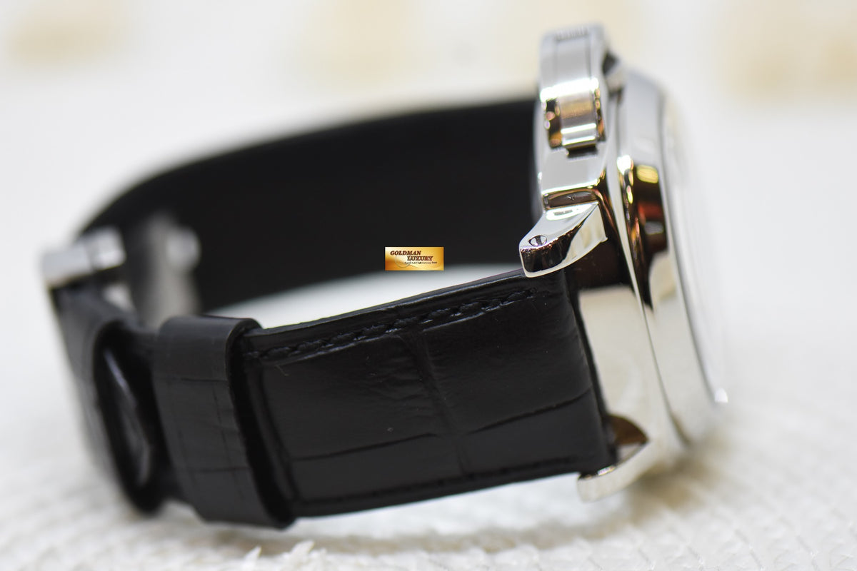 [SOLD] PANERAI LUMINOR GMT 44mm STEEL IN LEATHER BLACK DIAL AUTOMATIC PAM 88 (MINT)