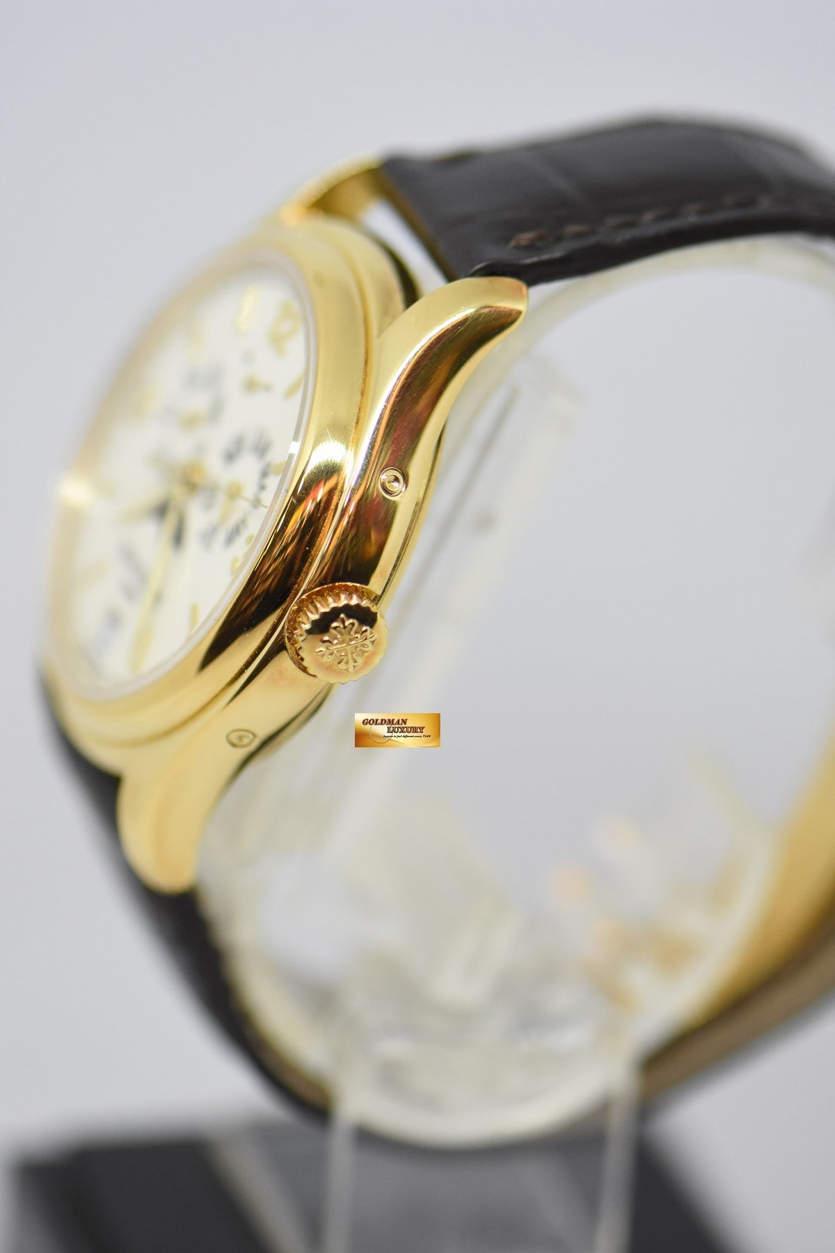 [SOLD] PATEK PHILIPPE COMPLICATIONS ANNUAL CALENDAR MOON-PHASE w/ POWER RESERVE 18K YELLOW GOLD AUTOMATIC 5146J (MINT)