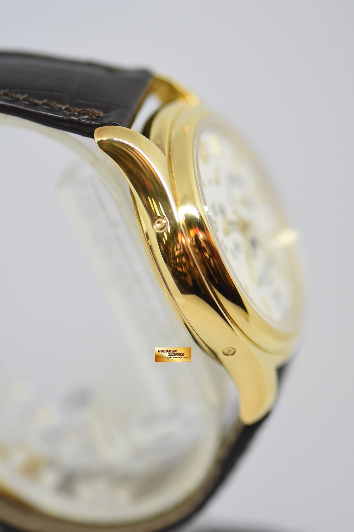 [SOLD] PATEK PHILIPPE COMPLICATIONS ANNUAL CALENDAR MOON-PHASE w/ POWER RESERVE 18K YELLOW GOLD AUTOMATIC 5146J (MINT)