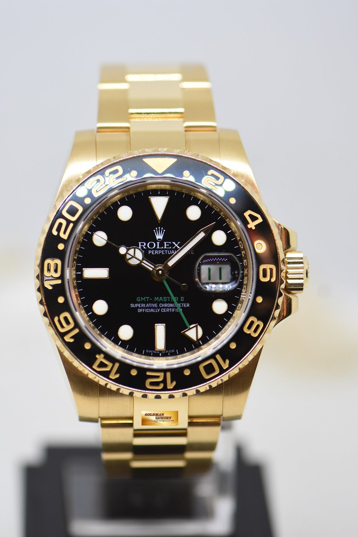[SOLD] ROLEX OYSTER GMT-MASTER II 18K YELLOW GOLD IN OYSTER BRACELET BLACK DIAL 116718LN (MINT)