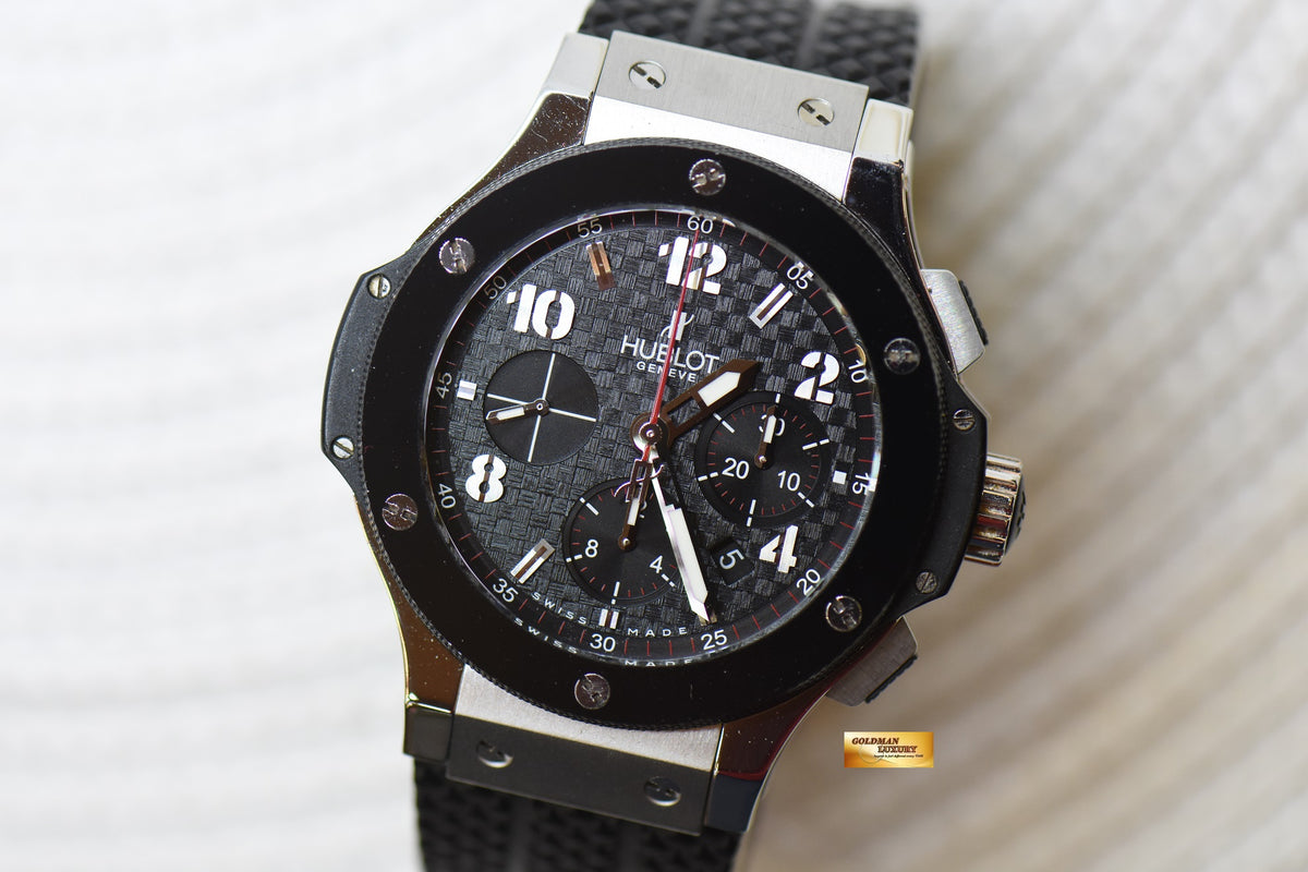 [SOLD] HUBLOT BIG BANG CHRONOGRAPH 44mm STEEL IN RUBBER STRAP CERAMIC BEZEL AUTOMATIC 301.SB.131.RX (MINT)