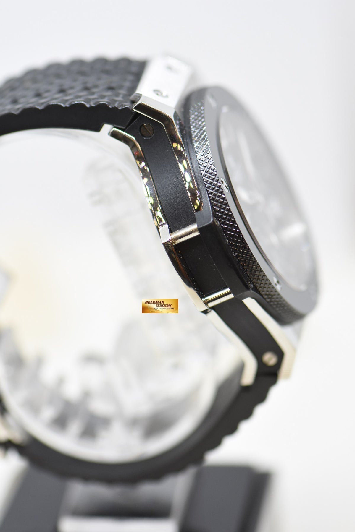 [SOLD] HUBLOT BIG BANG CHRONOGRAPH 44mm STEEL IN RUBBER STRAP CERAMIC BEZEL AUTOMATIC 301.SB.131.RX (MINT)