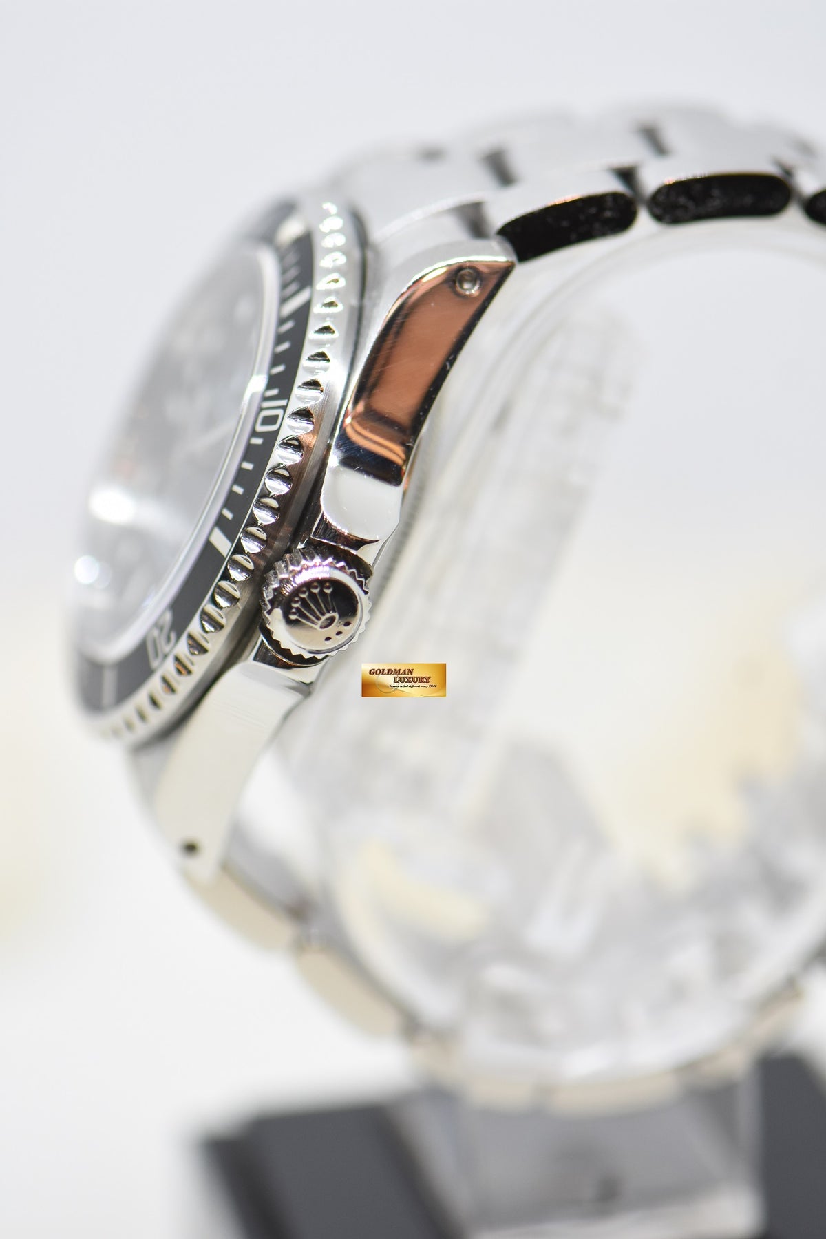 [SOLD] ROLEX OYSTER SEA-DWELLER 40mm OYSTER STEEL BRACELET BLACK 16600 (MINT)