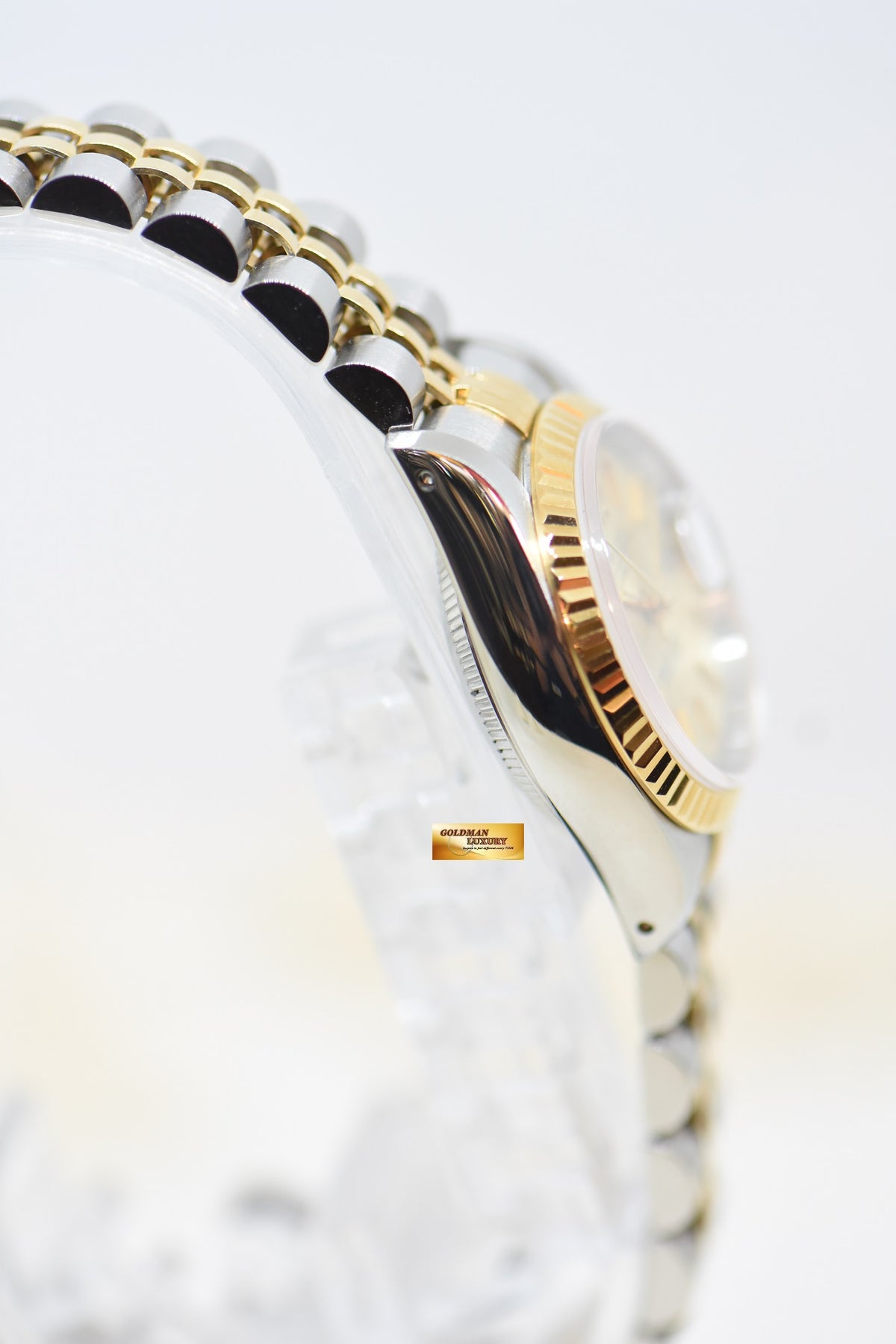 [SOLD] ROLEX OYSTER DATEJUST 26mm HALF-GOLD IN JUBILEE BRACELET GOLD TAPESTRY DIAL 69173 (MINT)