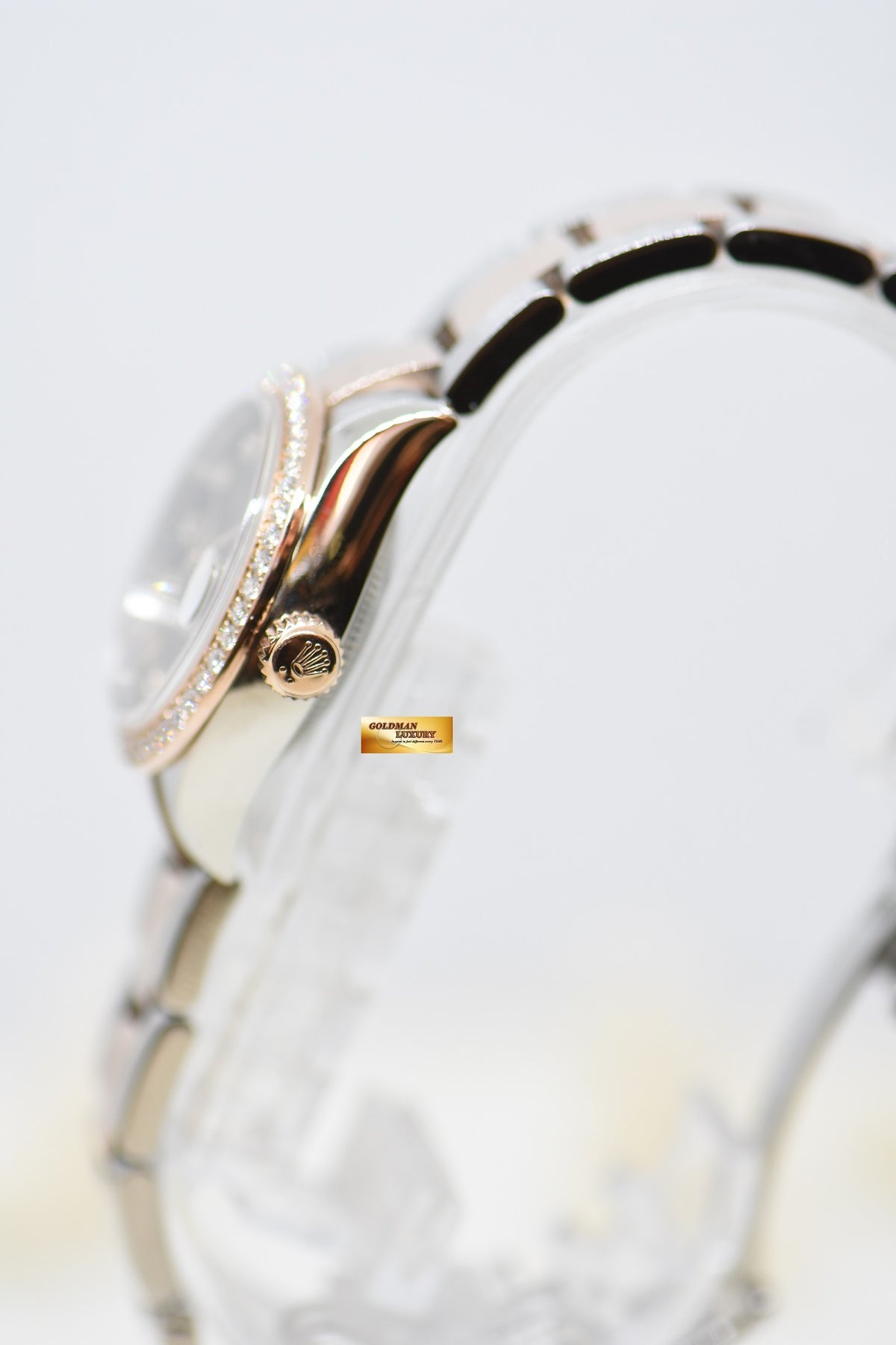 [SOLD] ROLEX OYSTER DATEJUST 28mm CHOCOLATE DIAMOND DIAL ORIGINAL DIAMOND BEZEL HALF EVEROSE GOLD IN OYSTER BRACELET 279381RBR (MINT)