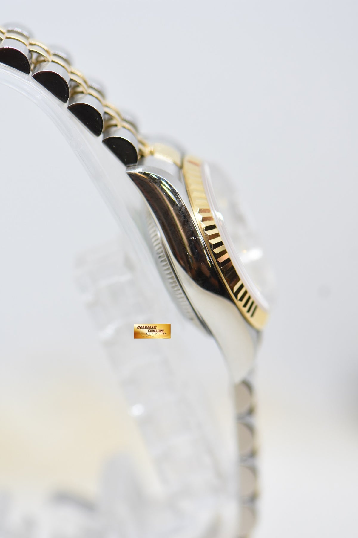 [SOLD] ROLEX OYSTER DATEJUST 26mm HALF-GOLD IN JUBILEE BRACELET MOP DIAMOND DIAL 69173 (MINT)