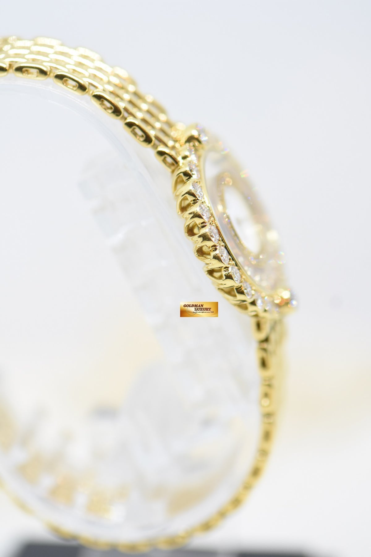 [SOLD] CHOPARD HAPPY DIAMONDS LADIES YELLOW GOLD IN BRACELET IN 7 DANCING DIAMONDS & DIAMOND BEZEL QUARTZ 20/4180 (MINT)